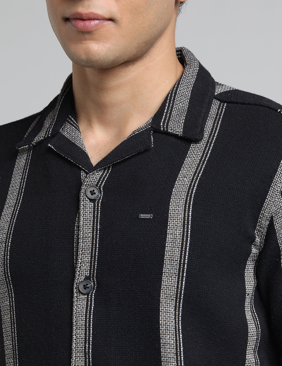 IDENTITI Men Slim Fit Lapel Collar Striped Shirt In Black.