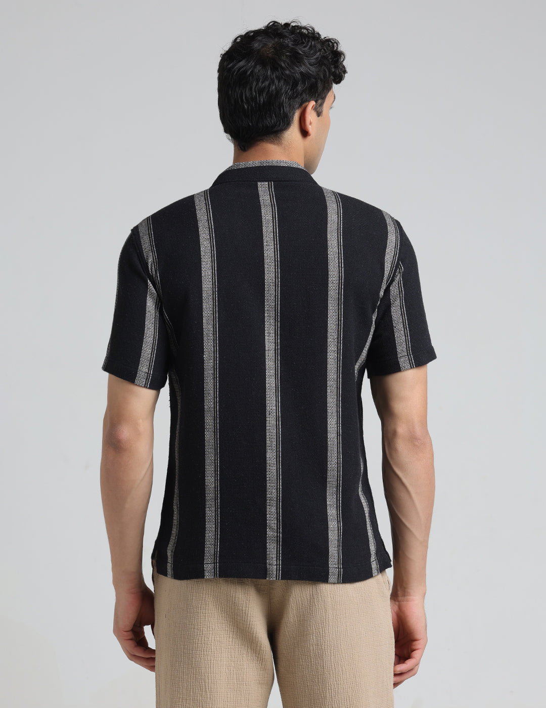 IDENTITI Men Slim Fit Lapel Collar Striped Shirt In Black.