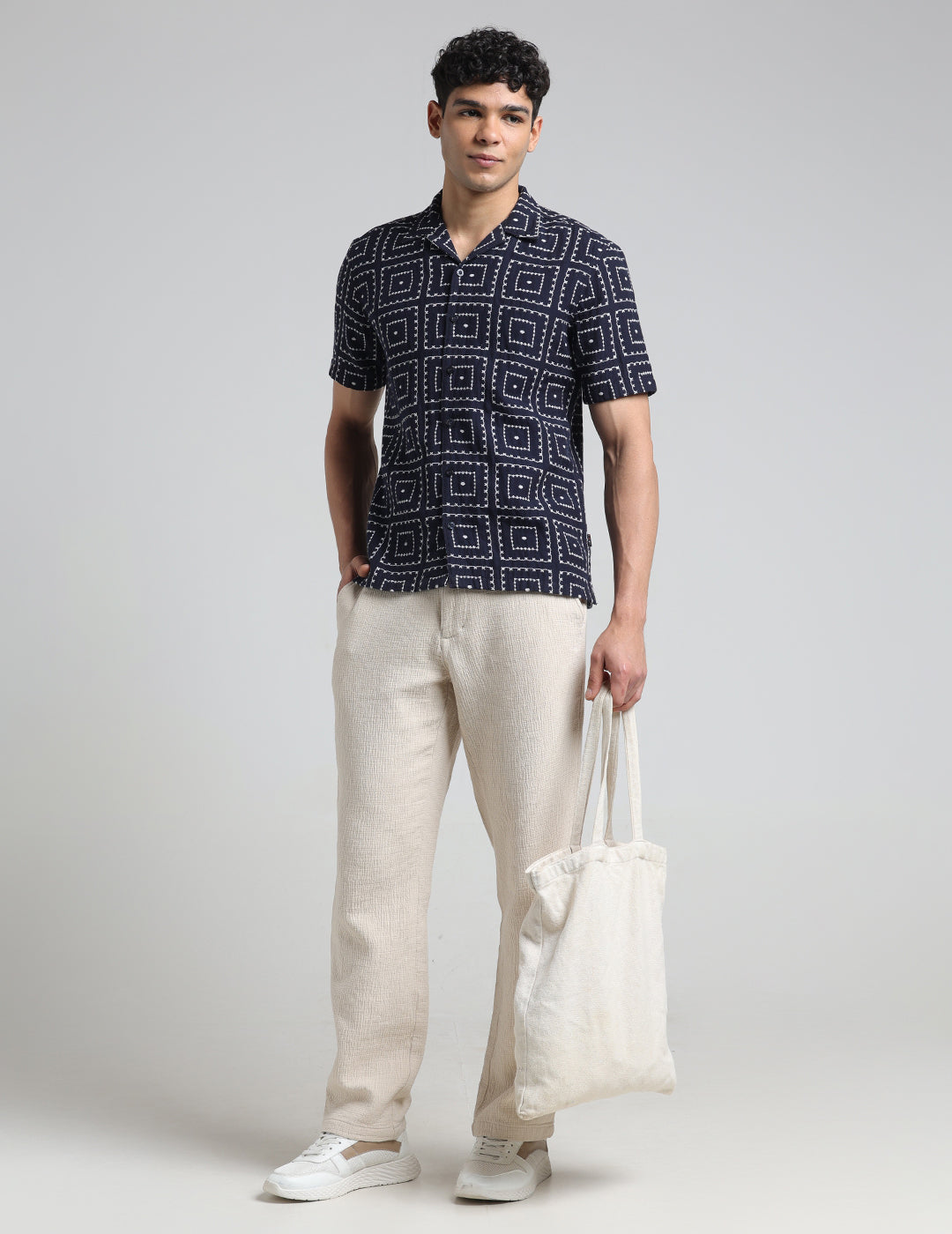 IDENTITI Men Slim Fit Lapel Collar Printed Shirt In Navy.