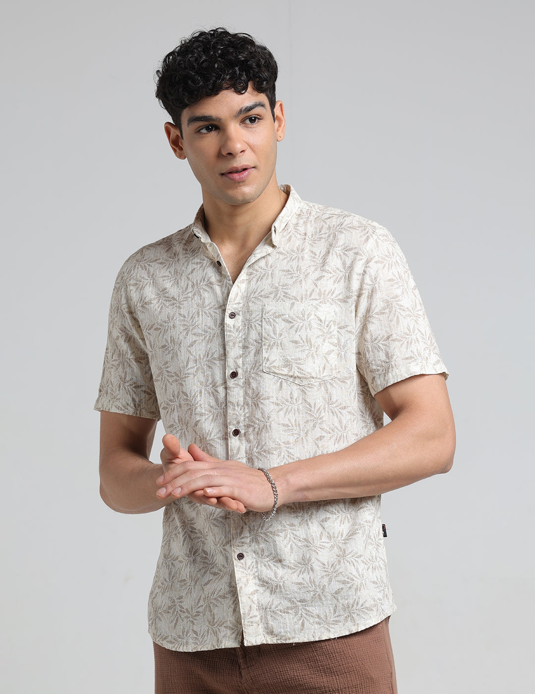 IDENTITI Men Slim Fit Short Collar Printed Shirt In Brown.