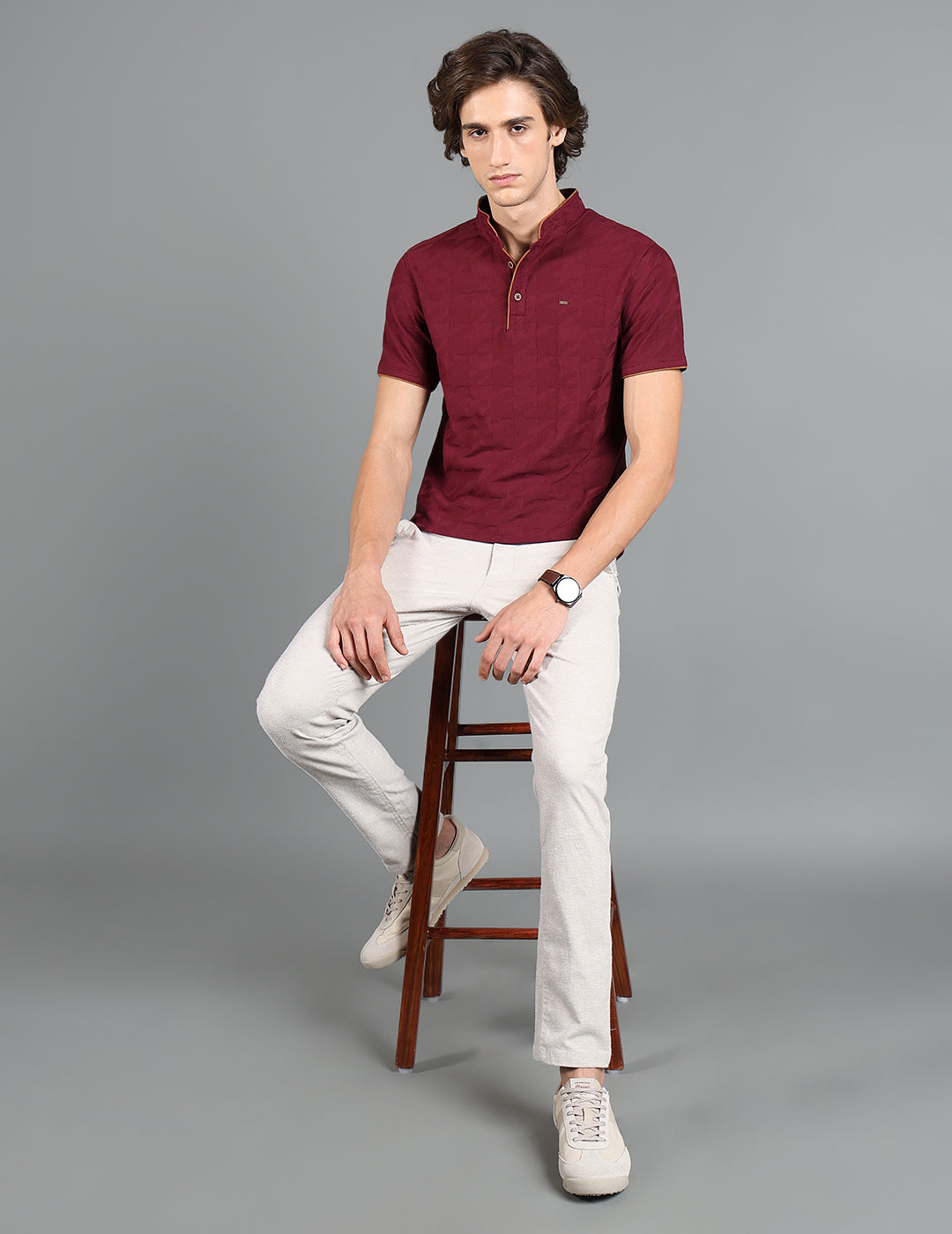 IDENTITI Men Slim Fit Mandarin Collar Solid T-Shirt In Wine.