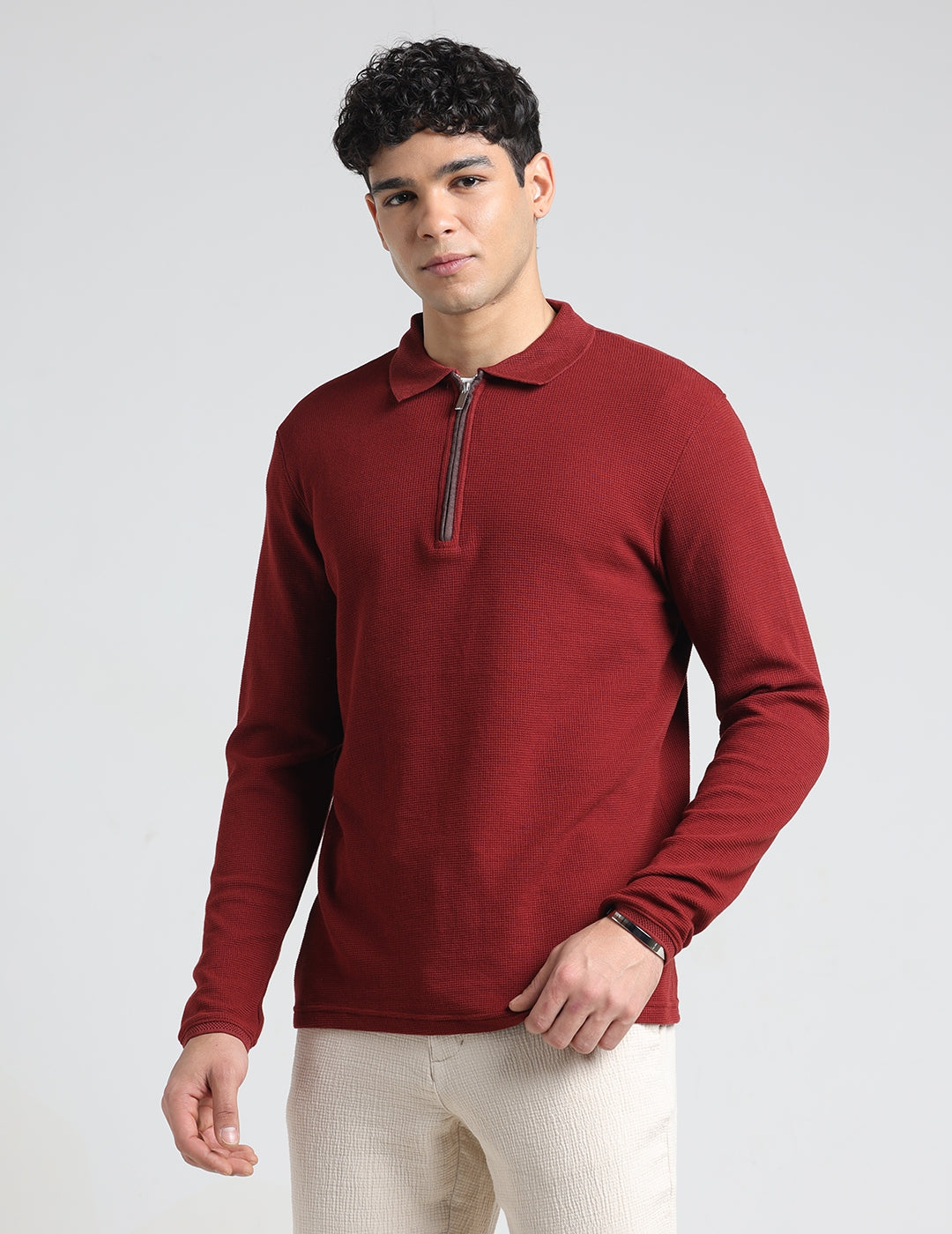 IDENTITI Men Slim Fit Polo Collar Solid T-Shirt In Maroon.