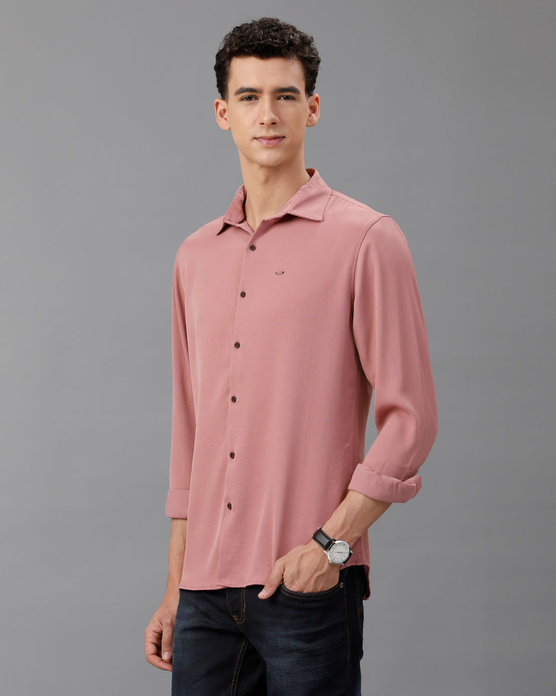 IDENTITI Men Slim Fit Regular Collar Solid Shirt In Onion.