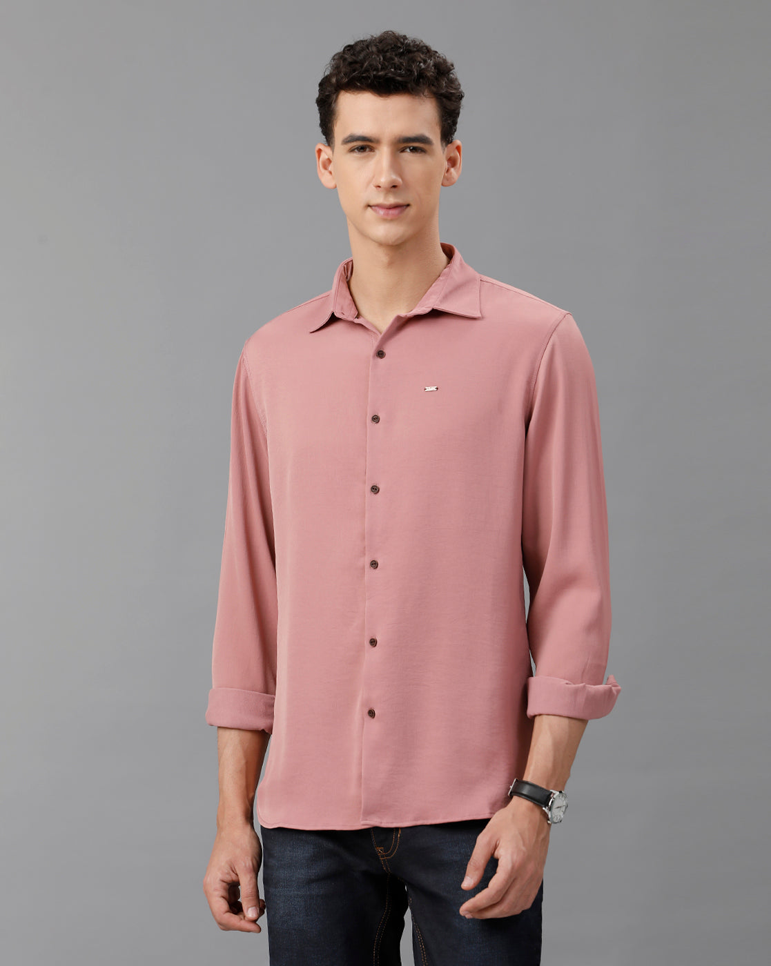 IDENTITI Men Slim Fit Regular Collar Solid Shirt In Onion.