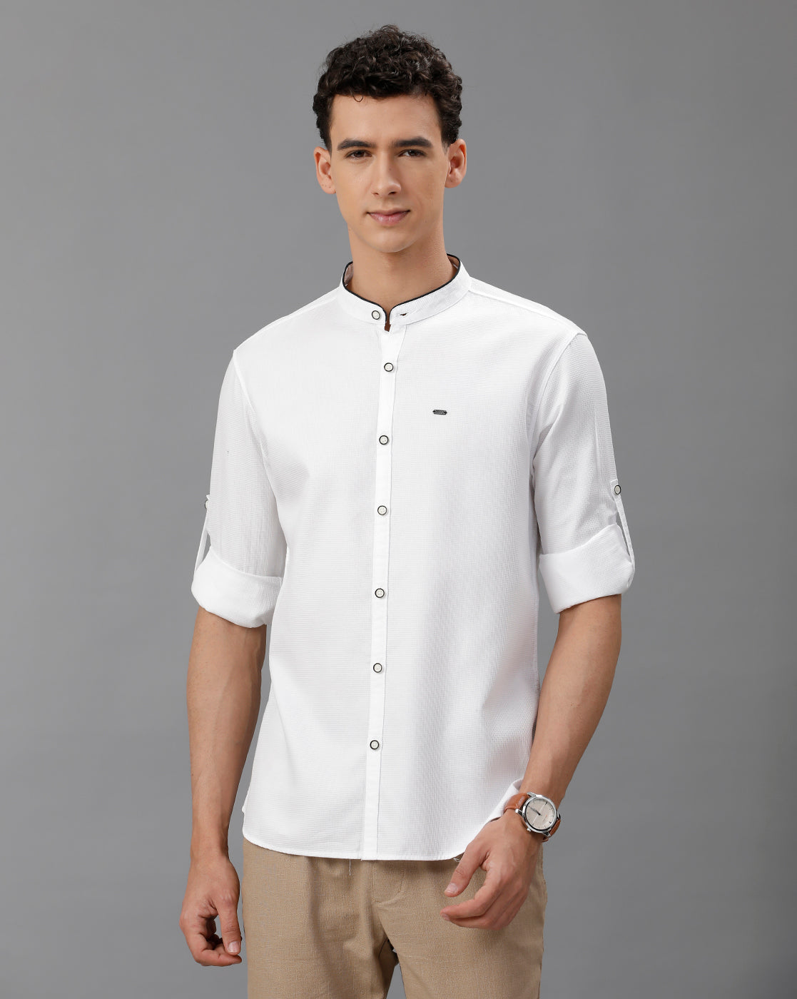 IDENTITI Men Slim Fit Mandarin Collar Solid Shirt In White.