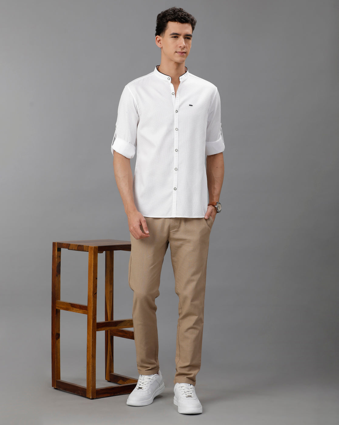 IDENTITI Men Slim Fit Mandarin Collar Solid Shirt In White.