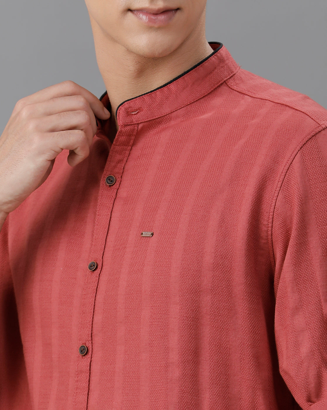 IDENTITI Men Slim Fit Mandarin Collar Solid Shirt In Rust.