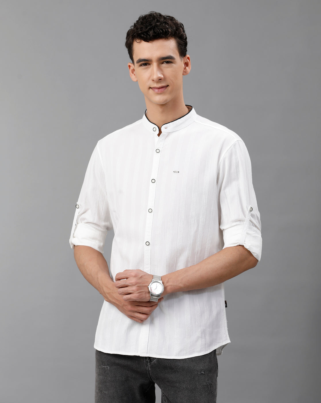IDENTITI Men Slim Fit Mandarin Collar Solid Shirt In White.
