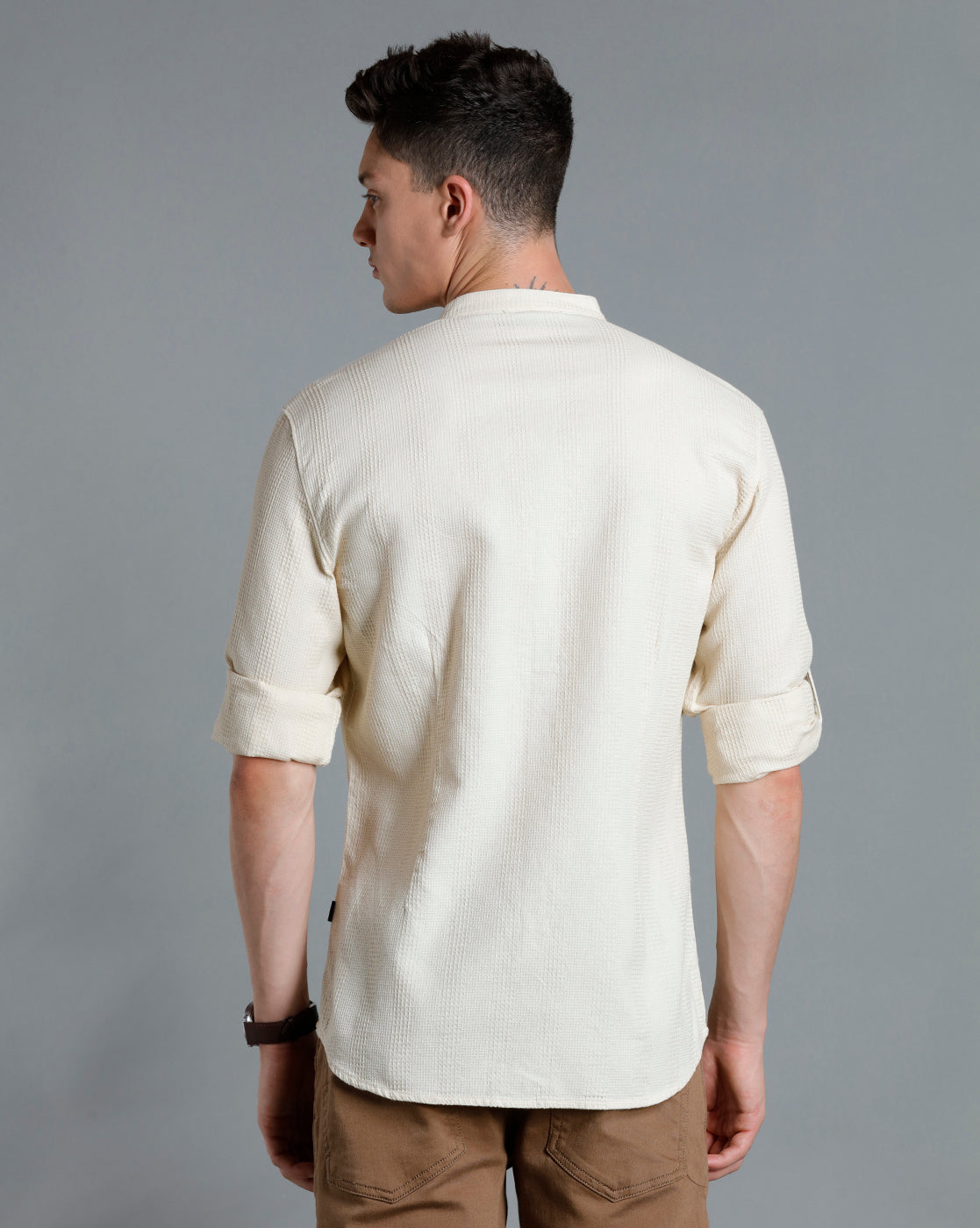 IDENTITI Men Slim Fit Mandarin Collar Solid Shirt In Beige.