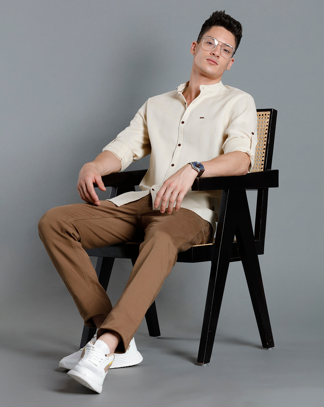 IDENTITI Men Slim Fit Mandarin Collar Solid Shirt In Beige.
