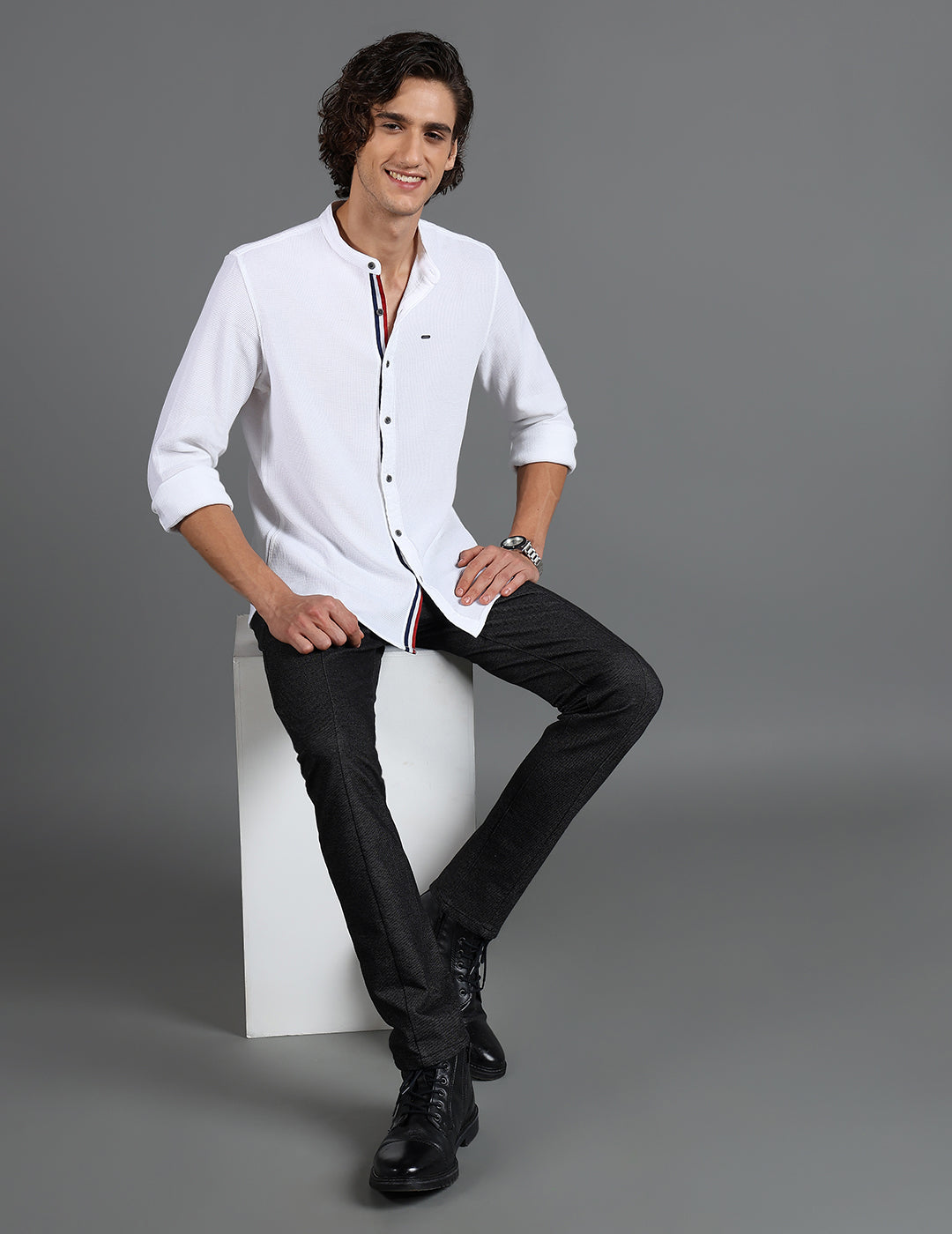 IDENTITI Men Slim Fit Mandarin Collar Solid Shirt In White
