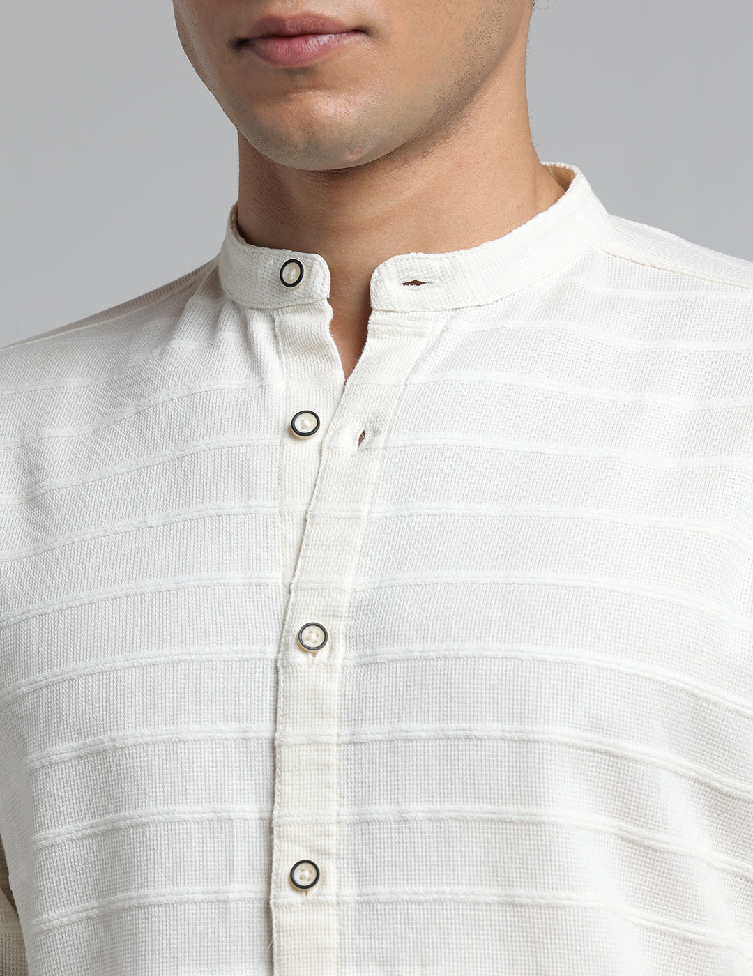IDENTITI Men Slim Fit Mandarin Collar Solid Shirt In Offwhite.