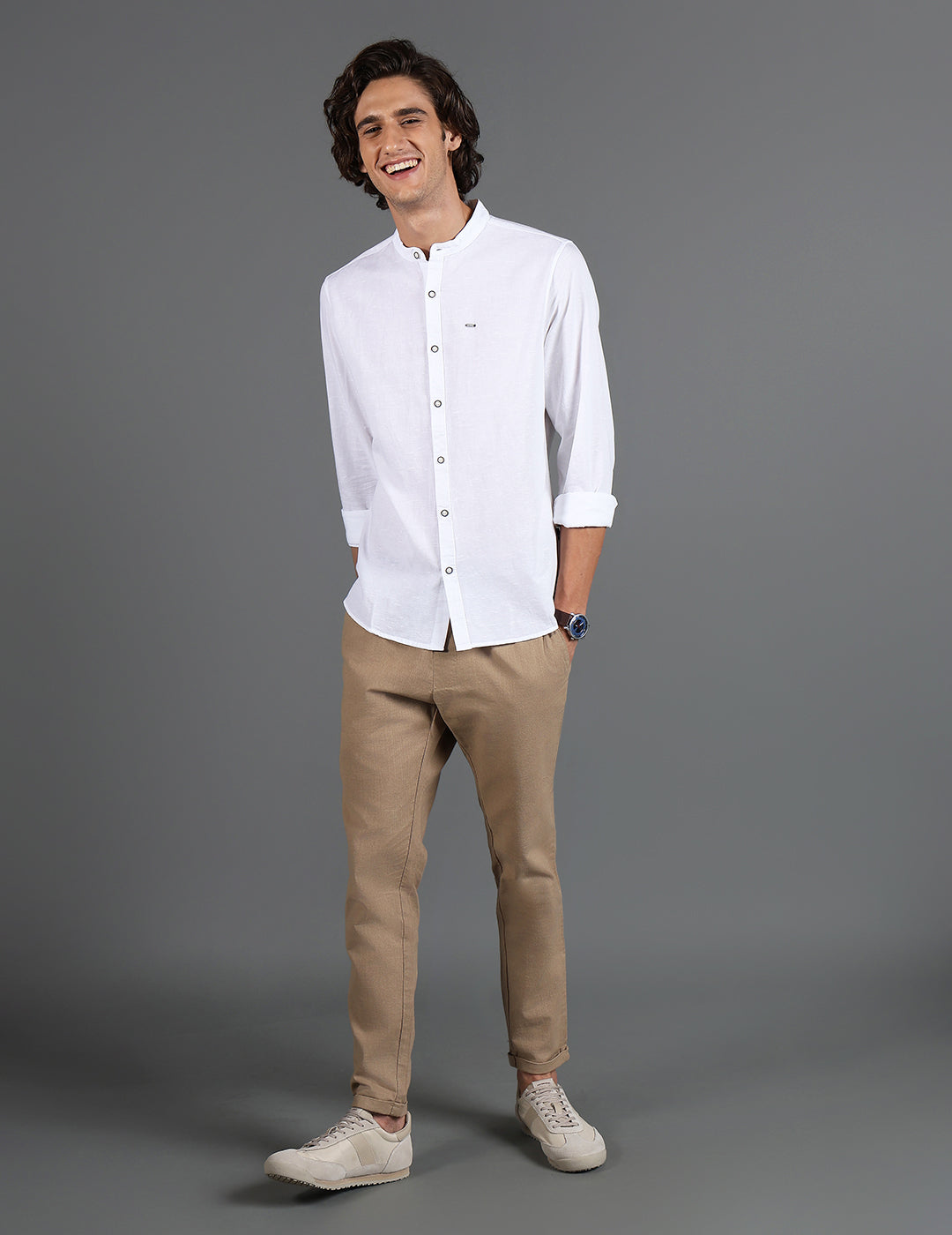 IDENTITI Men Slim Fit Mandarin Collar Solid Shirt In White.