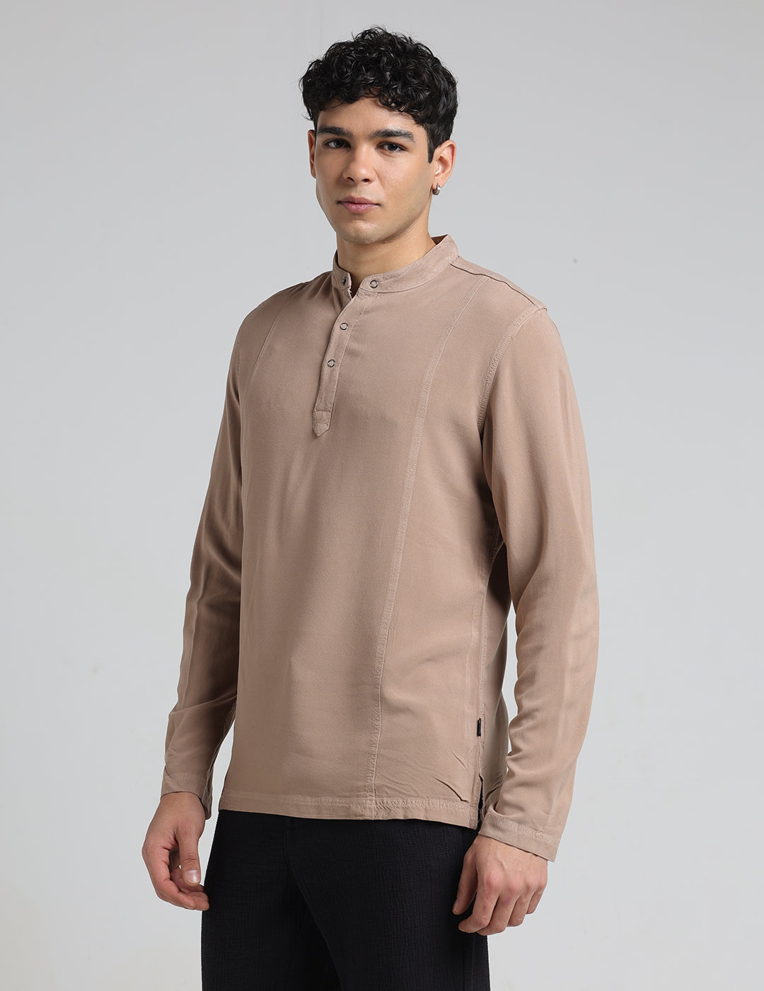 IDENTITI Men Slim Fit Mandarin Collar Solid Shirt In Sand.