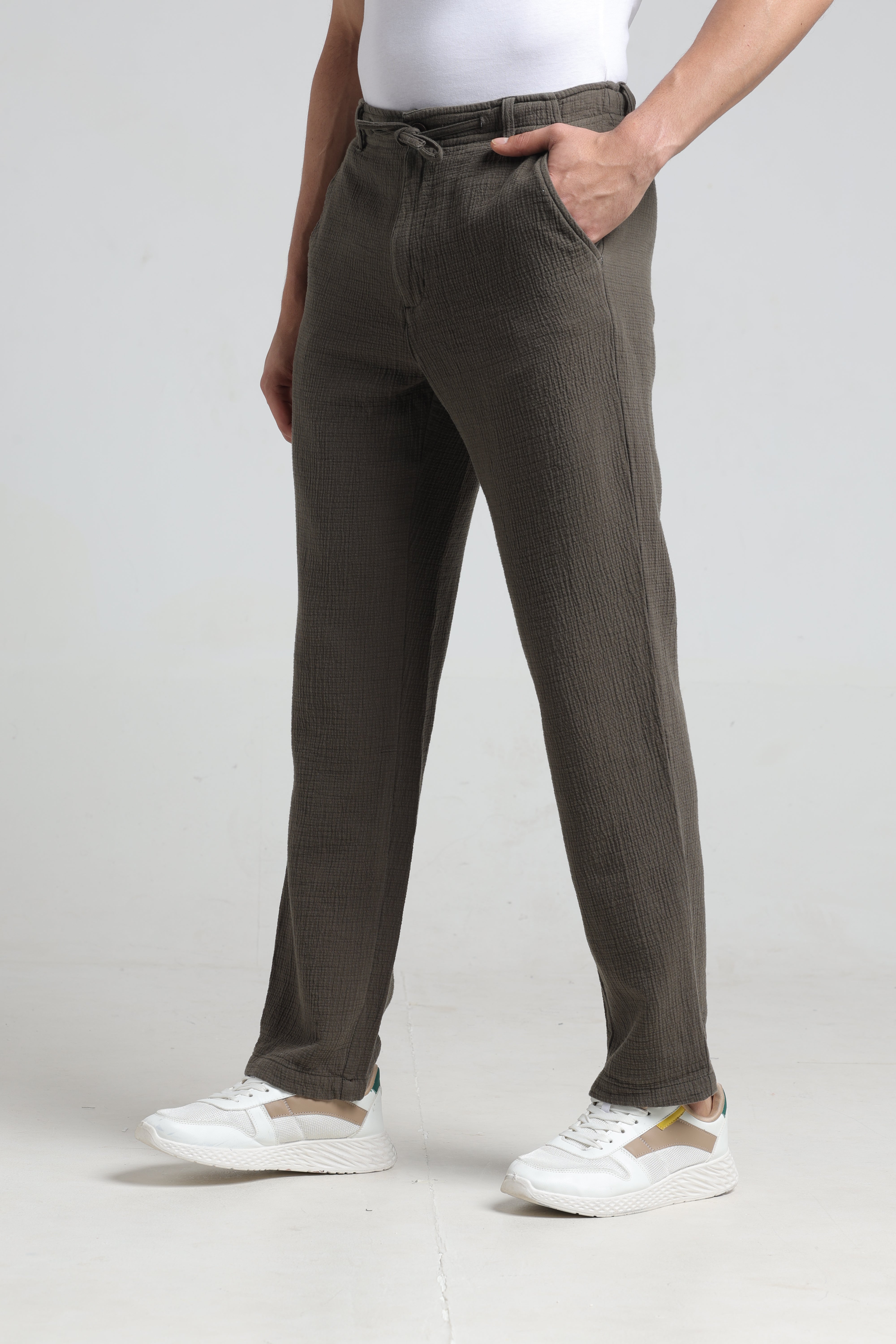 IDENTITI Men Relaxed Fit Non Denim Solid Trouser In Olive Green.