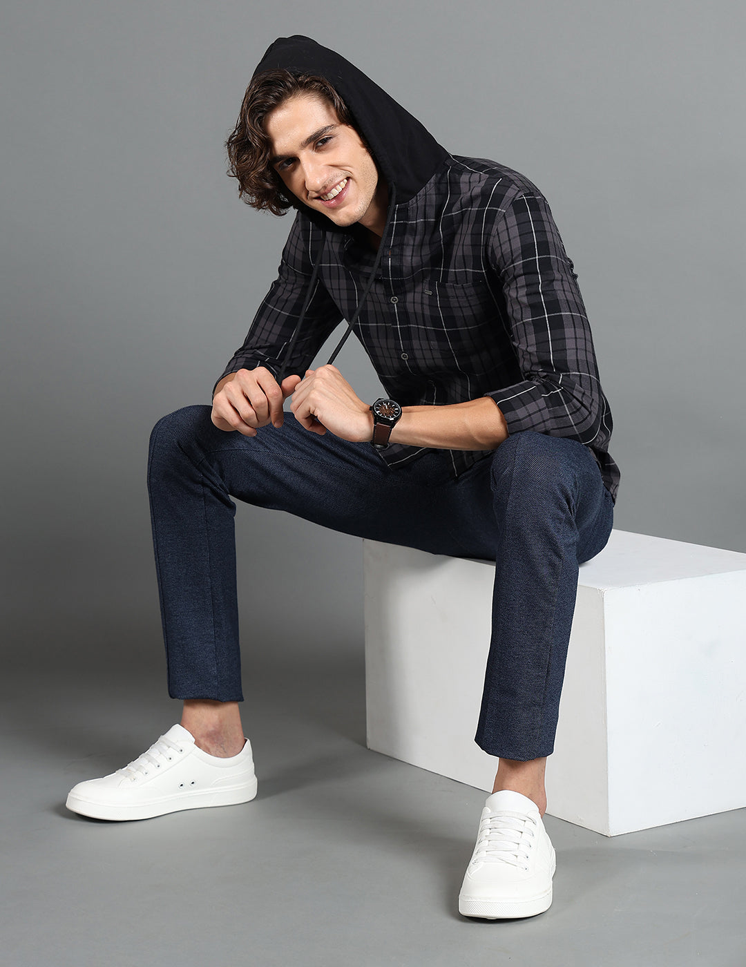 IDENTITI Men Slim Fit Hooded Checks Shirt In Black.