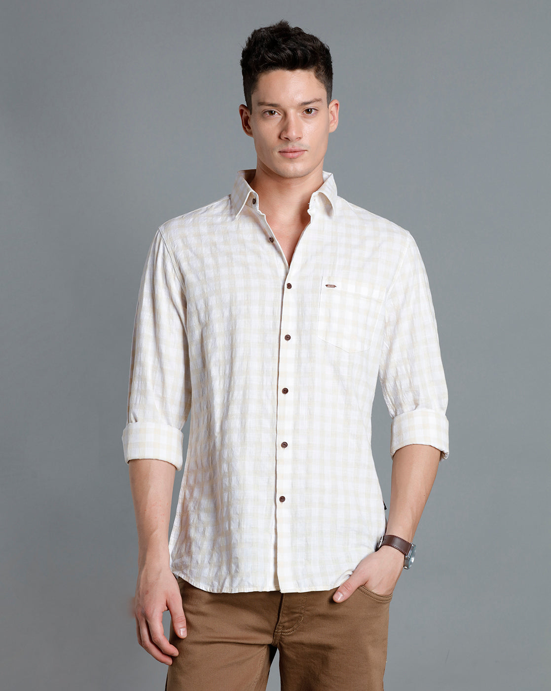 IDENTITI Men Slim Fit Regular Collar Checks Shirt In Beige