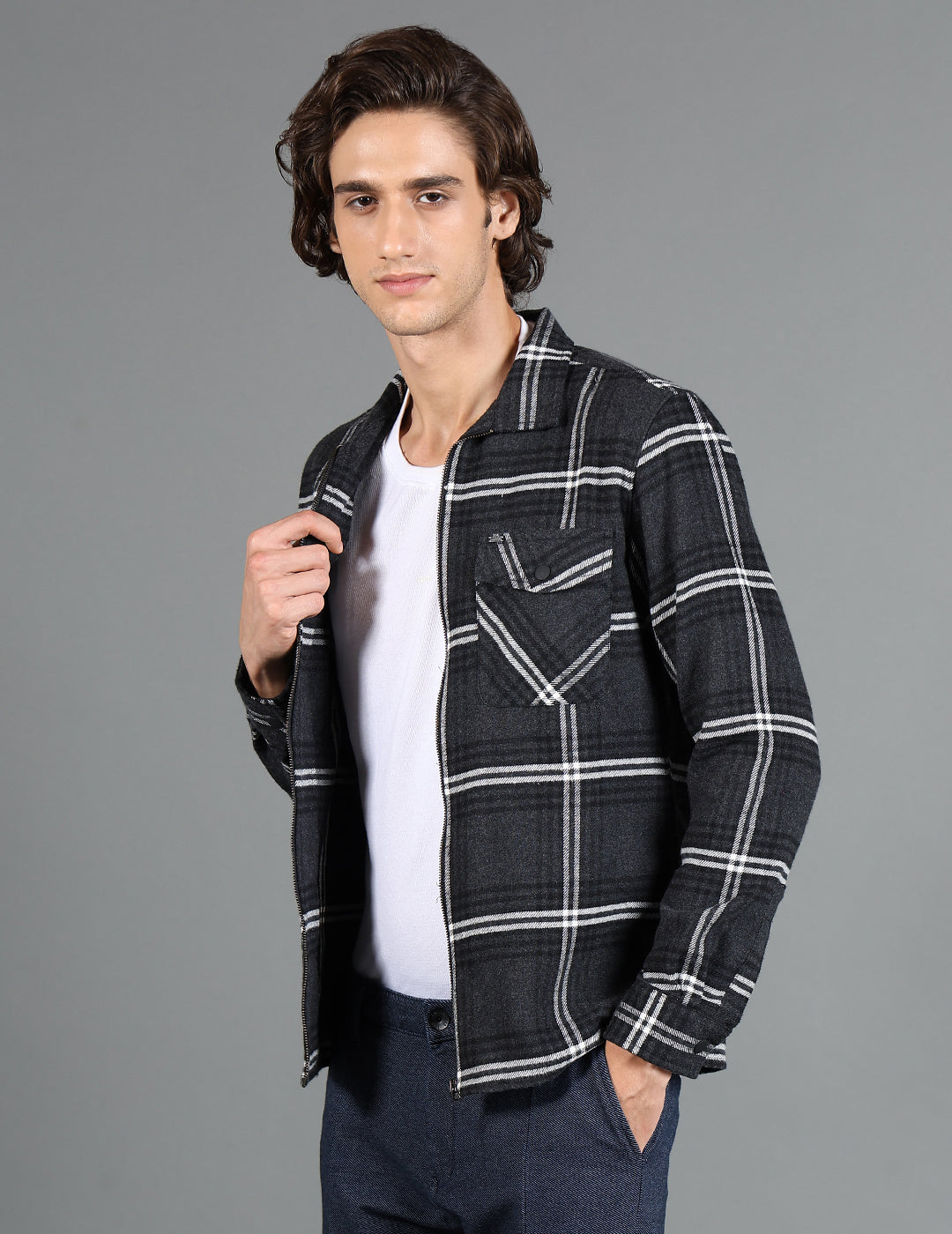 IDENTITI Men Slim Fit Regular Collar Checks Shacket In Black.