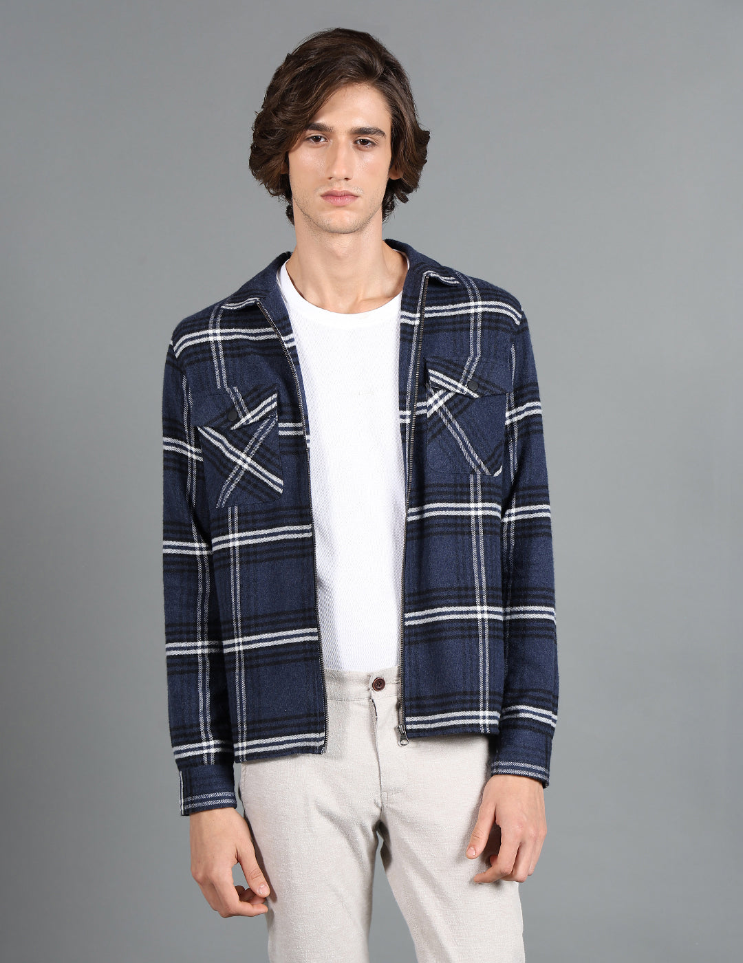 IDENTITI Men Slim Fit Regular Collar Checks Shacket In Navy.
