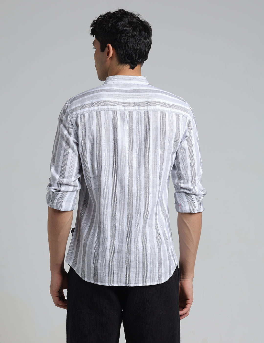 IDENTITI Men Slim Fit Mandarin Collar Striped Shirt In Black.