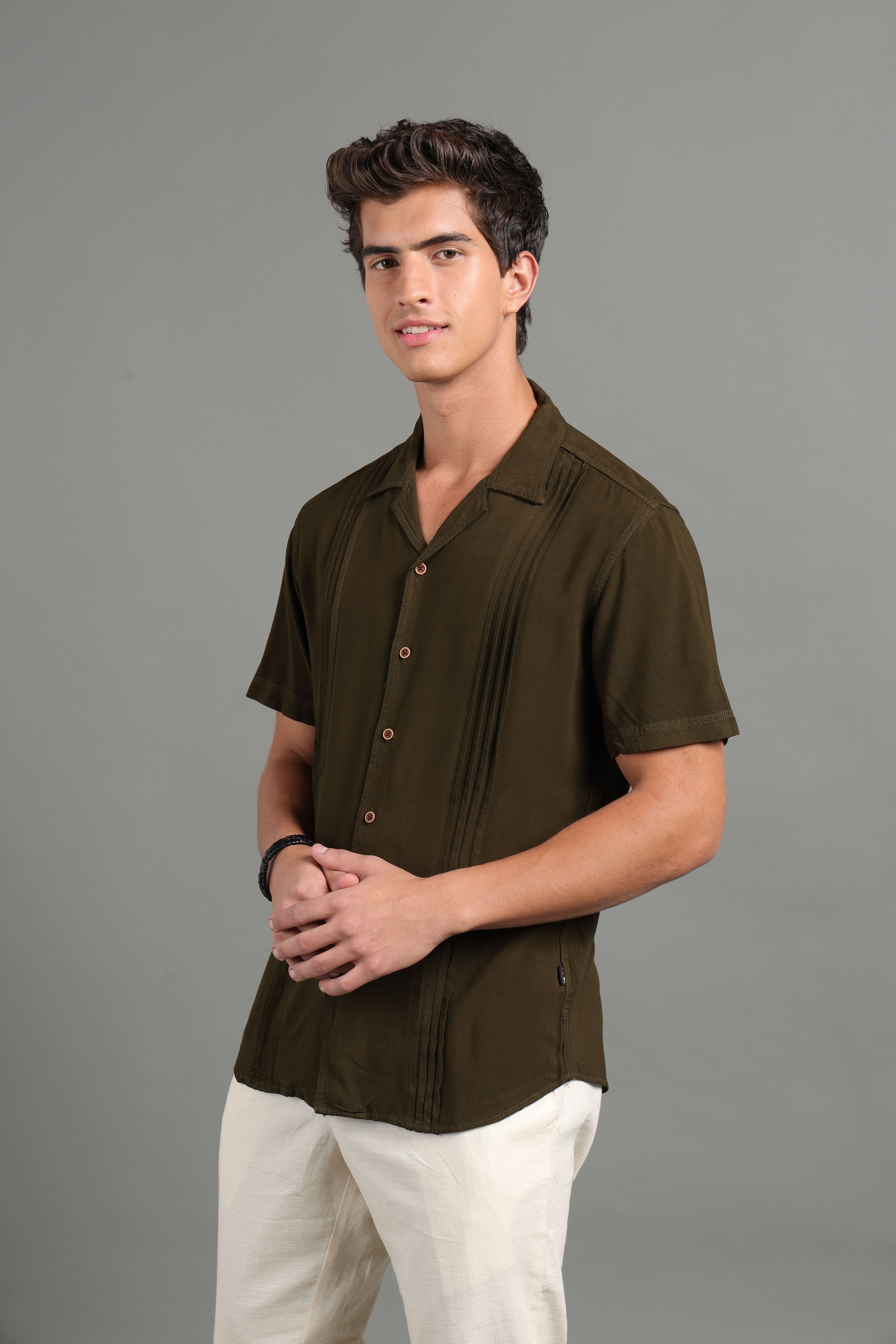 IDENTITI Men Slim Fit Lapel Collar Solid Shirt In Olive.