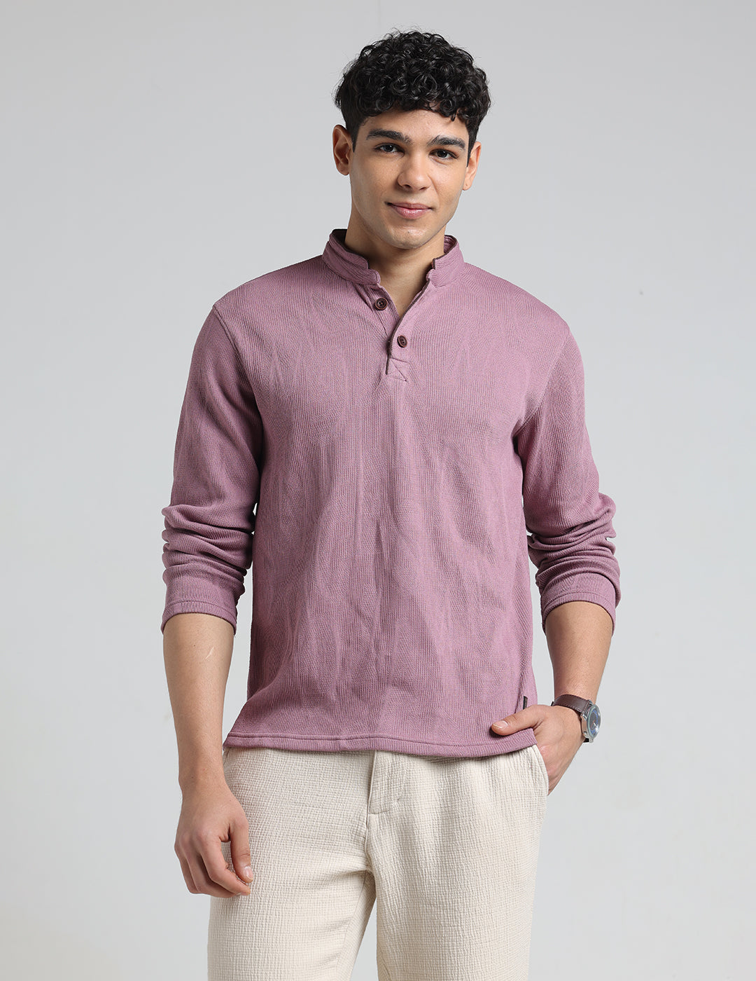 IDENTITI Men Slim Fit Mandarin Collar Solid T-Shirt In Onion.