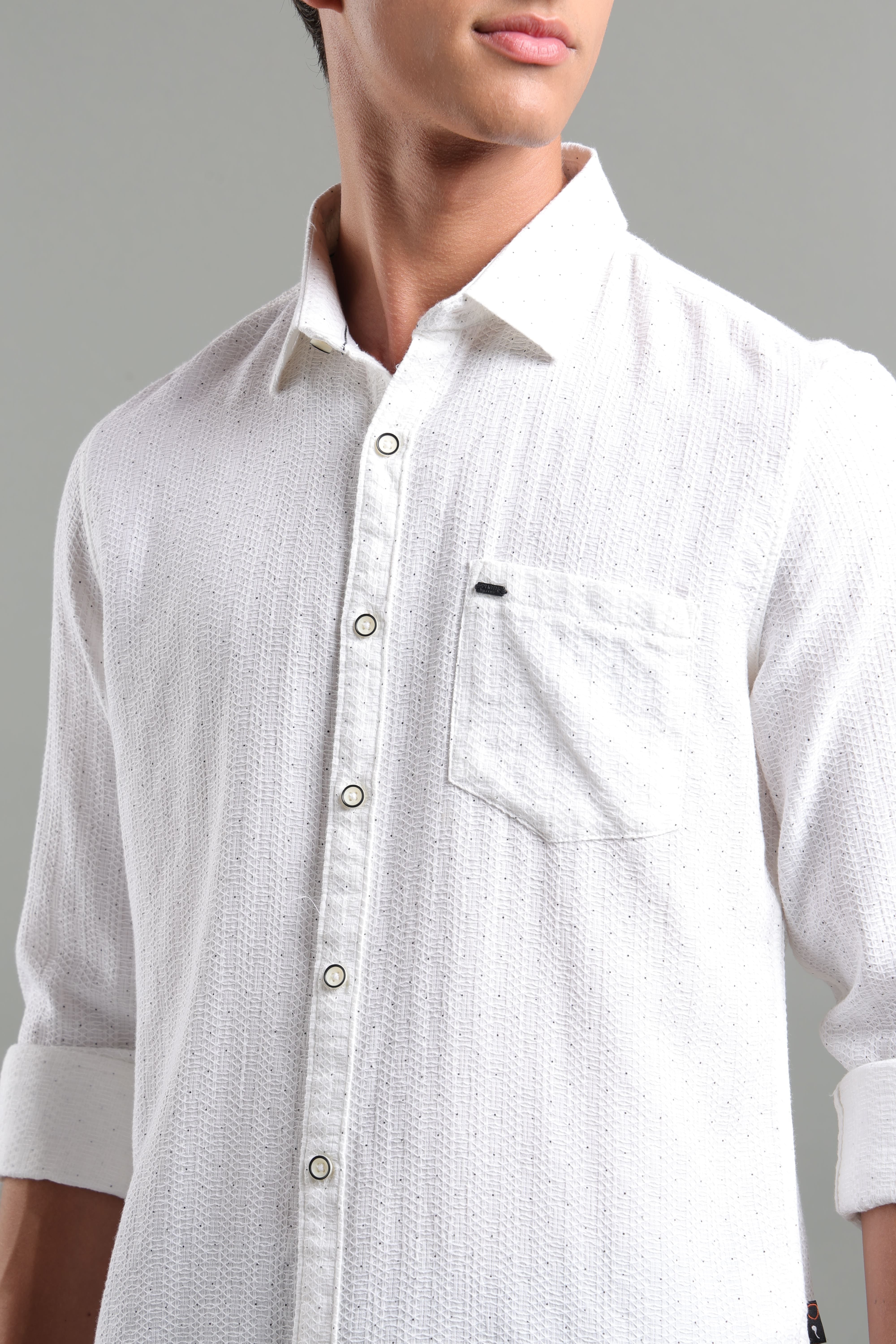 IDENTITI Men Slim Fit Regular Collar Printed Shirt In White.