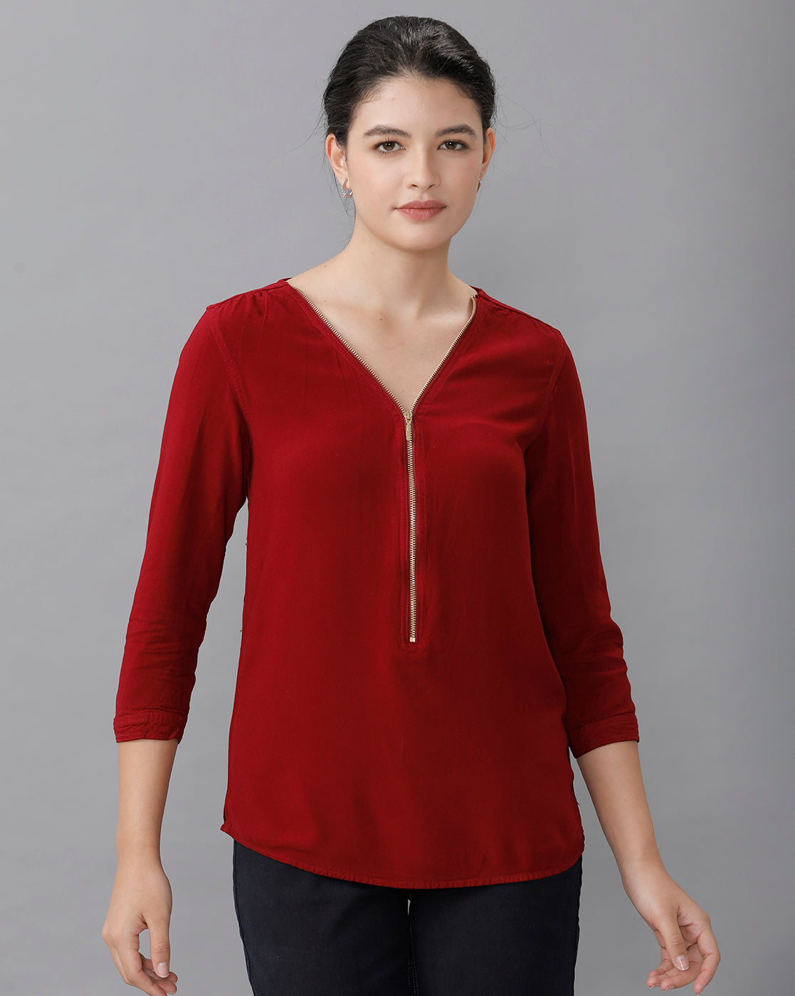 Identiti Women Solid Indo Western top with zipper detailing - Maroon.