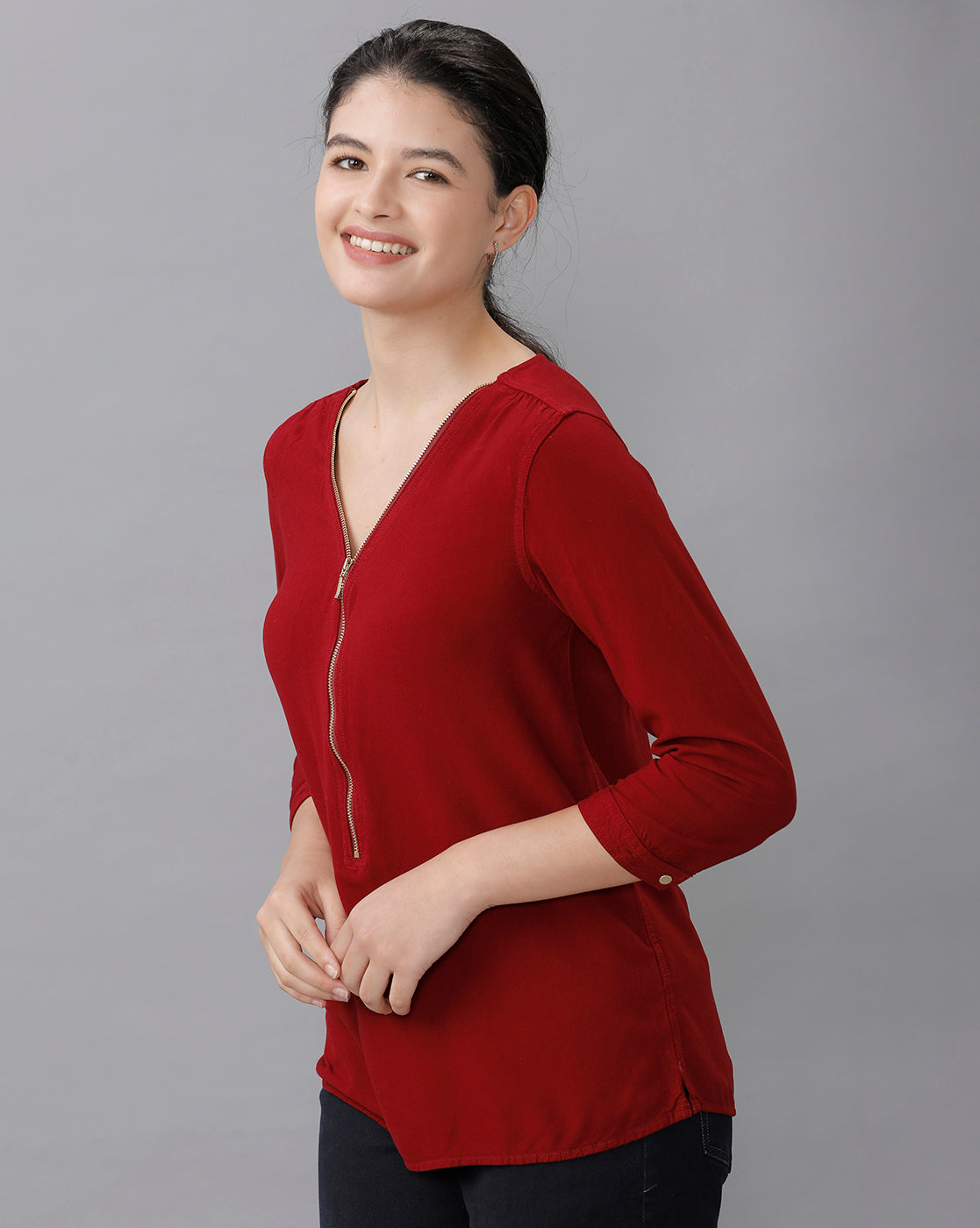 Identiti Women Solid Indo Western top with zipper detailing - Maroon.