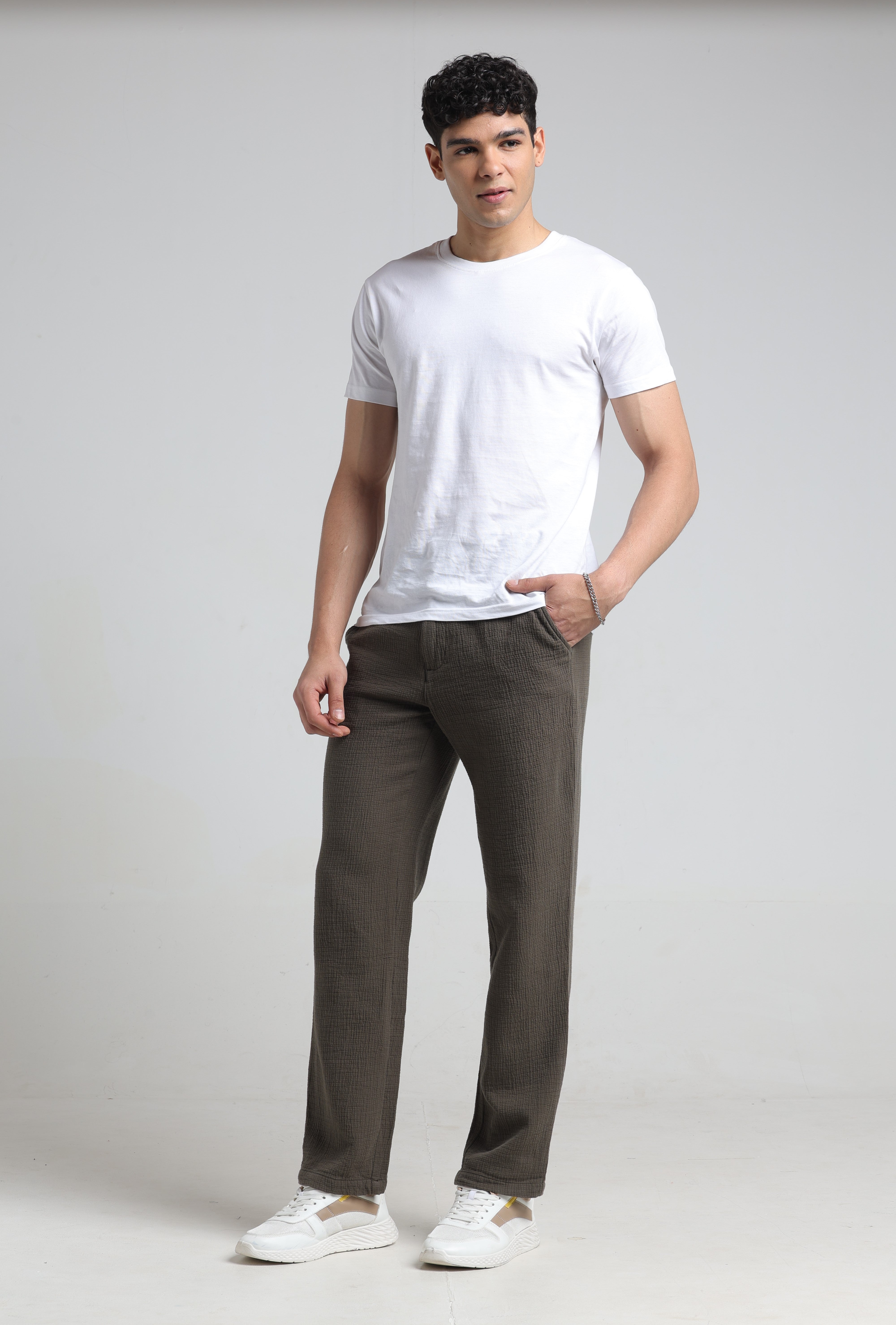 IDENTITI Men Relaxed Fit Non Denim Solid Trouser In Olive Green.