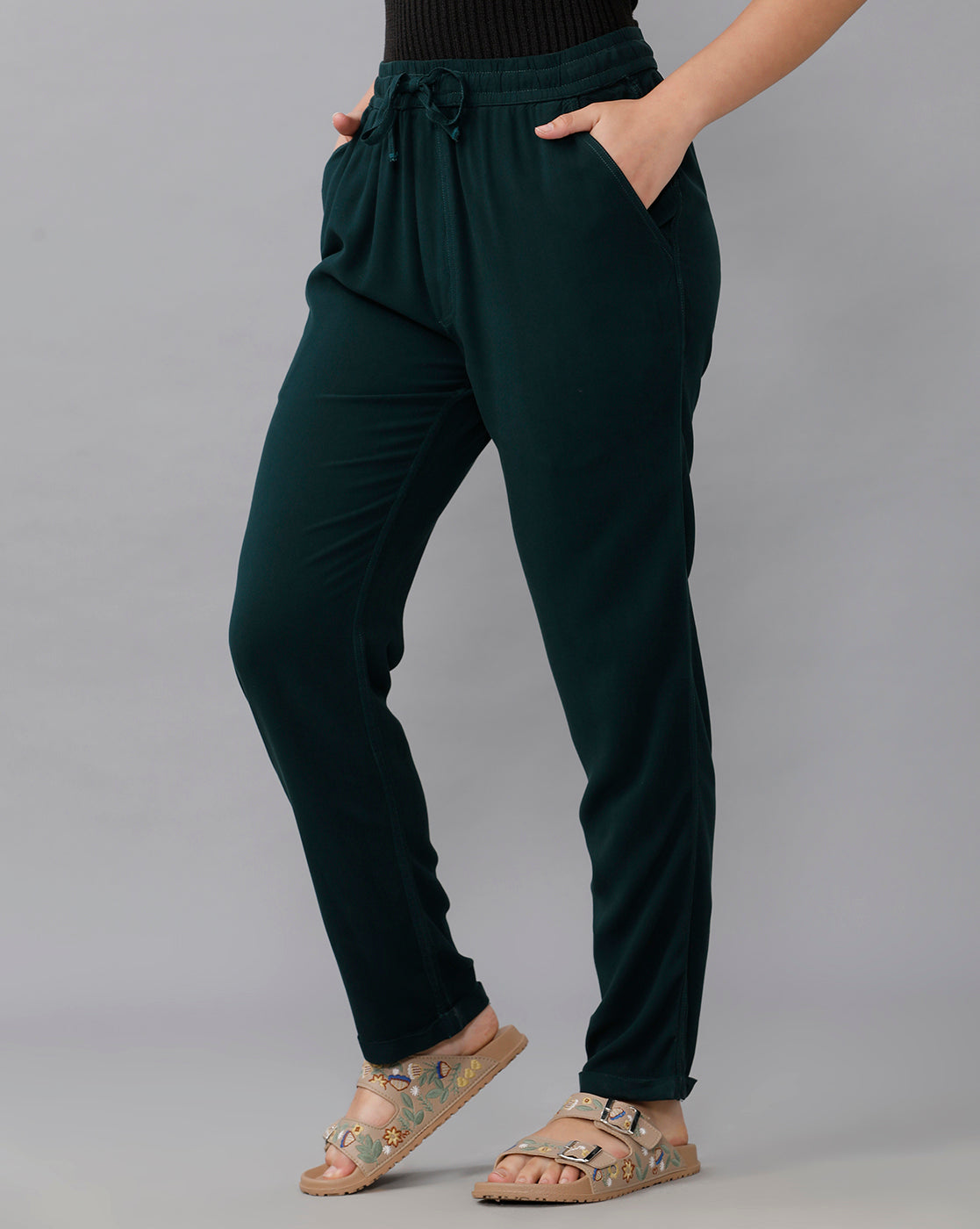 Identiti Casual Trouser - Green