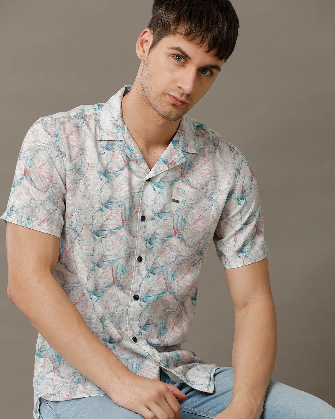 IDENTITI Men Slim Fit Cuban Collar Printed Shirt In Grey.