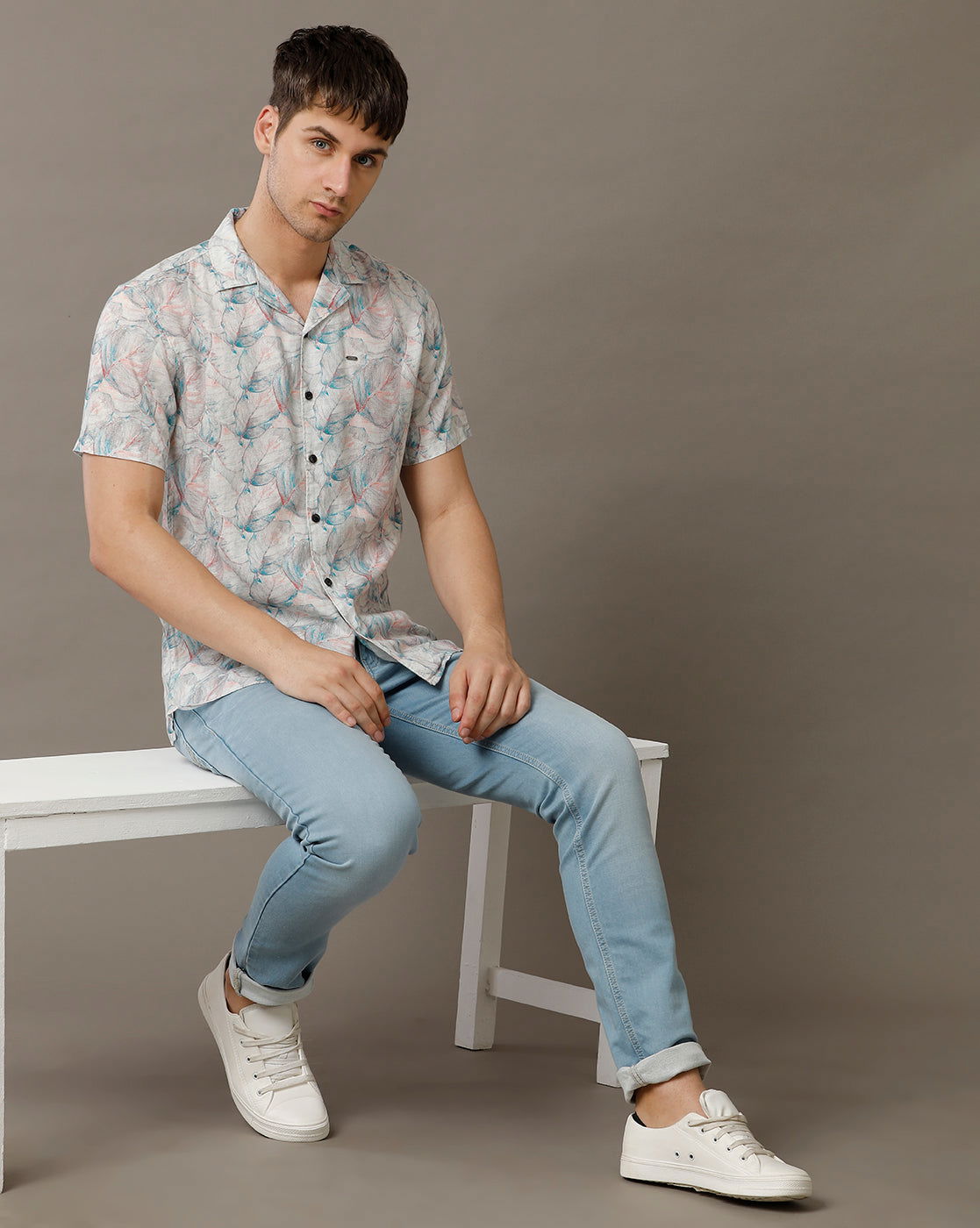 IDENTITI Men Slim Fit Cuban Collar Printed Shirt In Grey.