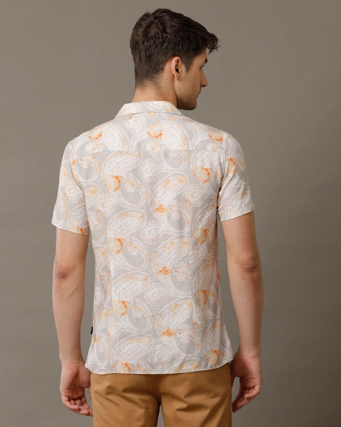 IDENTITI Men Slim Fit Cuban Collar Printed Shirt In Grey.
