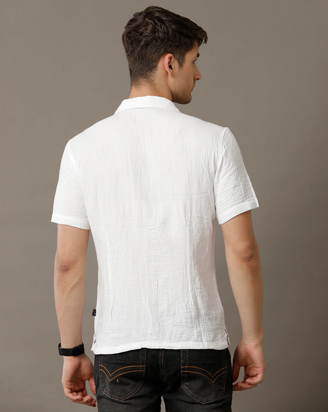 IDENTITI Men Slim Fit Cuban Collar Solid Shirt In White.
