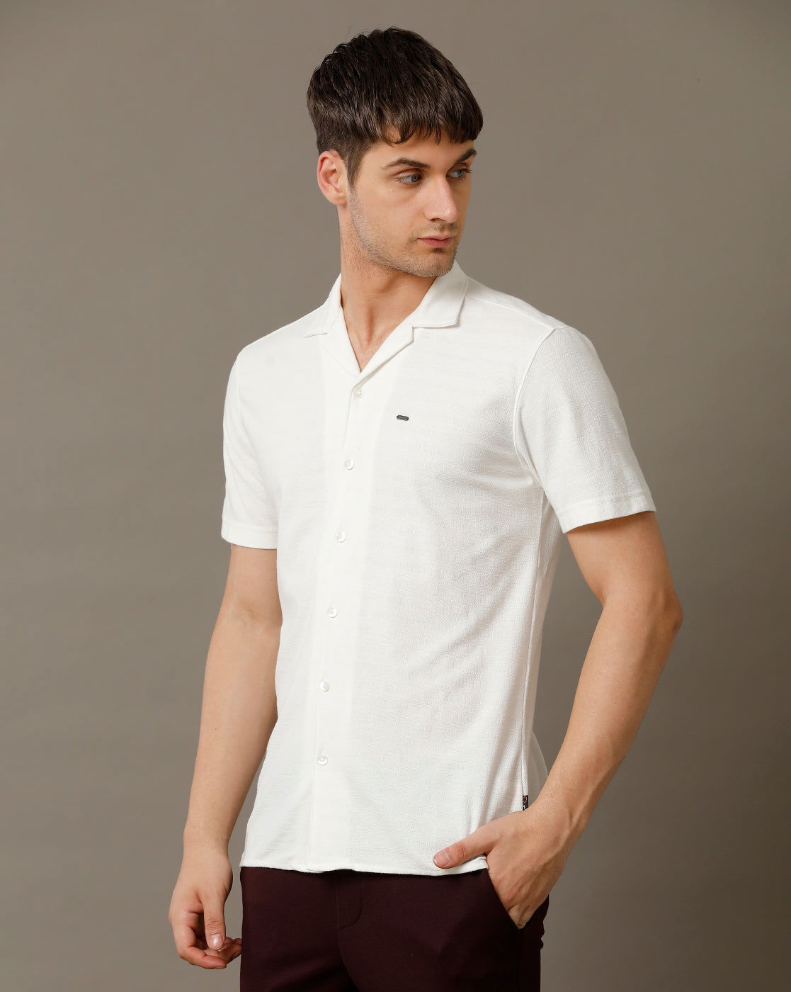 IDENTITI Men Slim Fit Cuban Collar Solid Shirt In White.