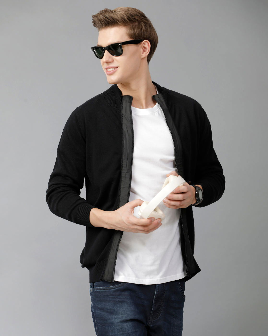 IDENTITI Men Slim Fit High Neck Flat Knit In Black