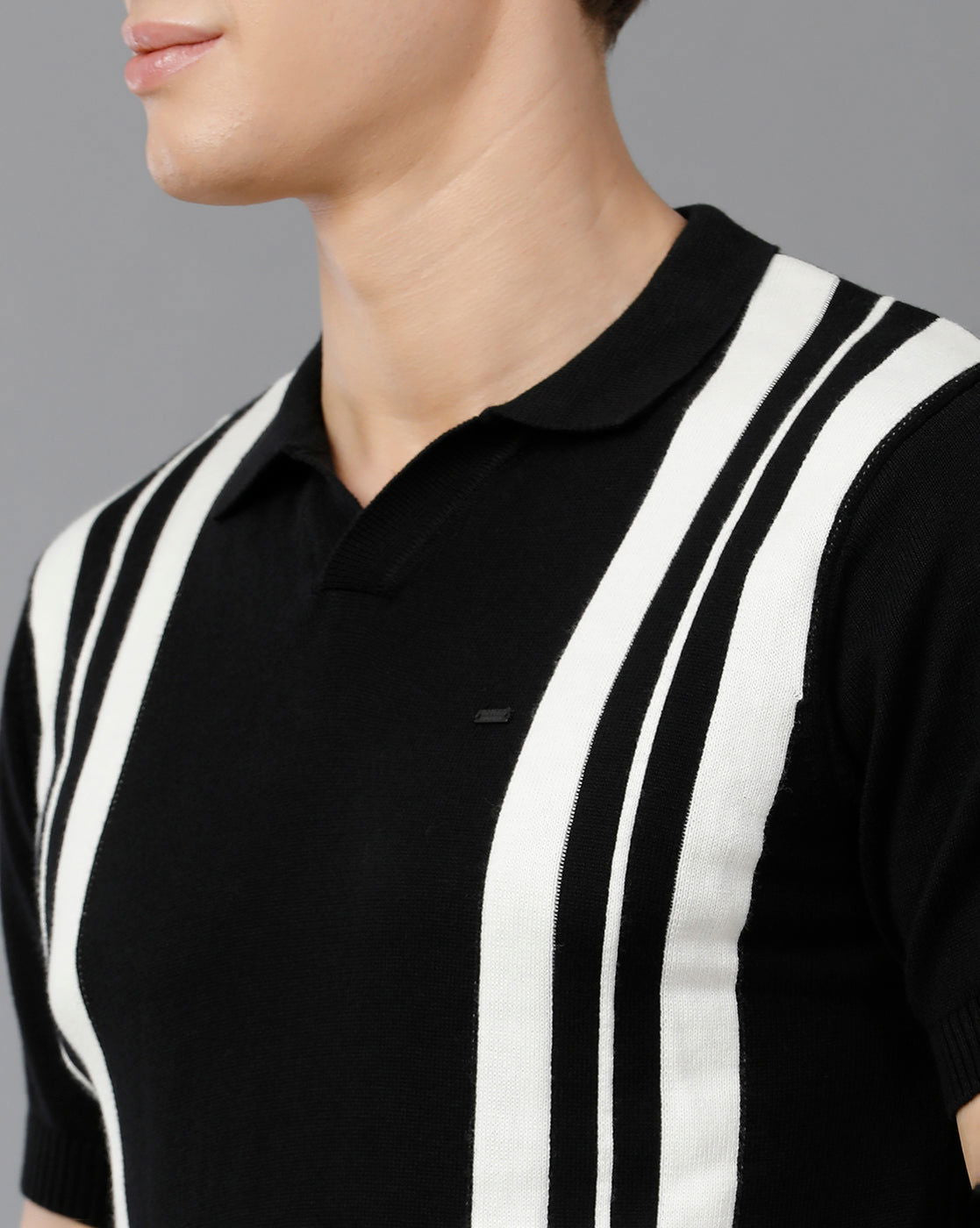 IDENTITI Men Slim Fit Johnny Collar Flat Knit Tee In Black