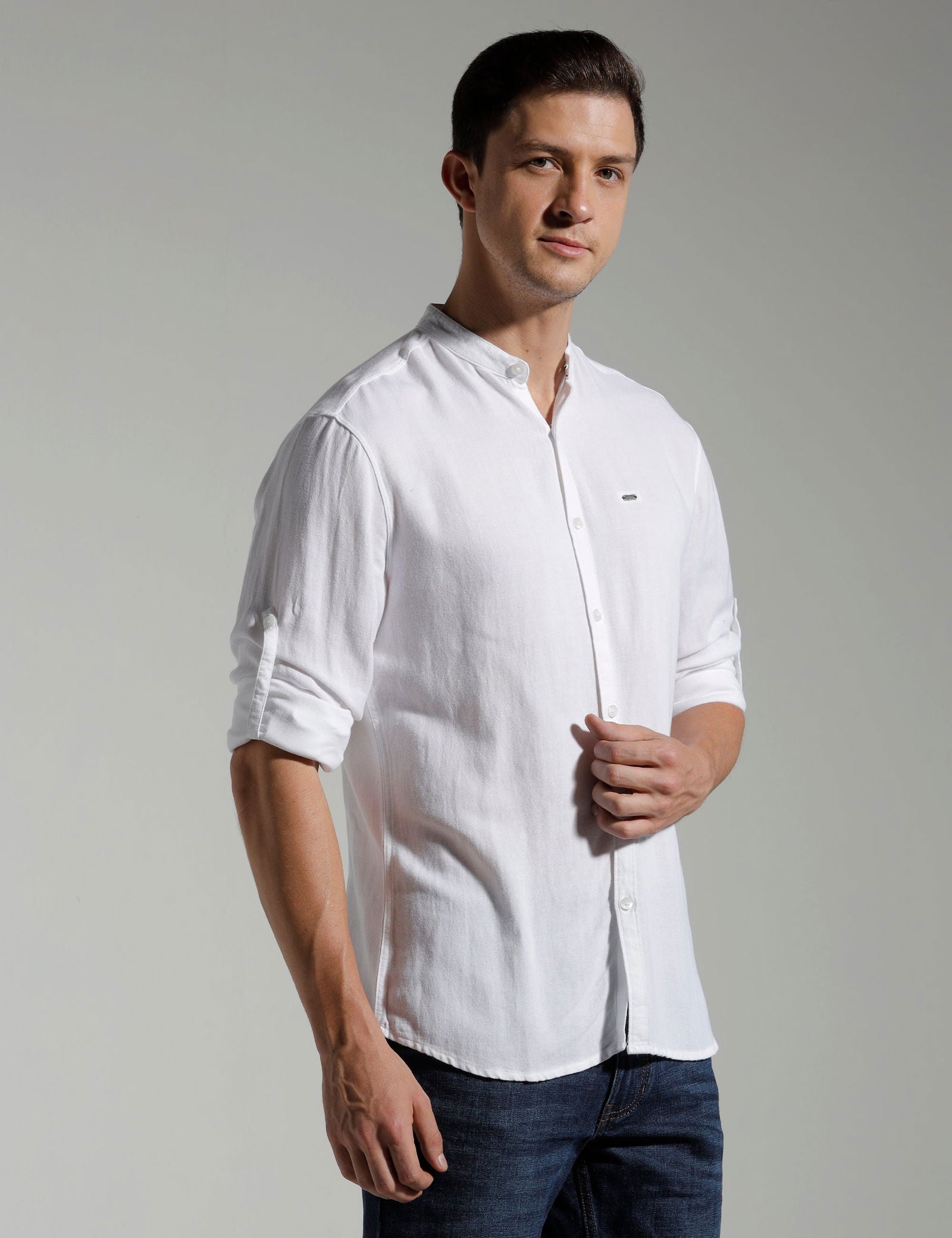 IDENTITI Men Slim Fit Mandarin Collar Solid Shirt