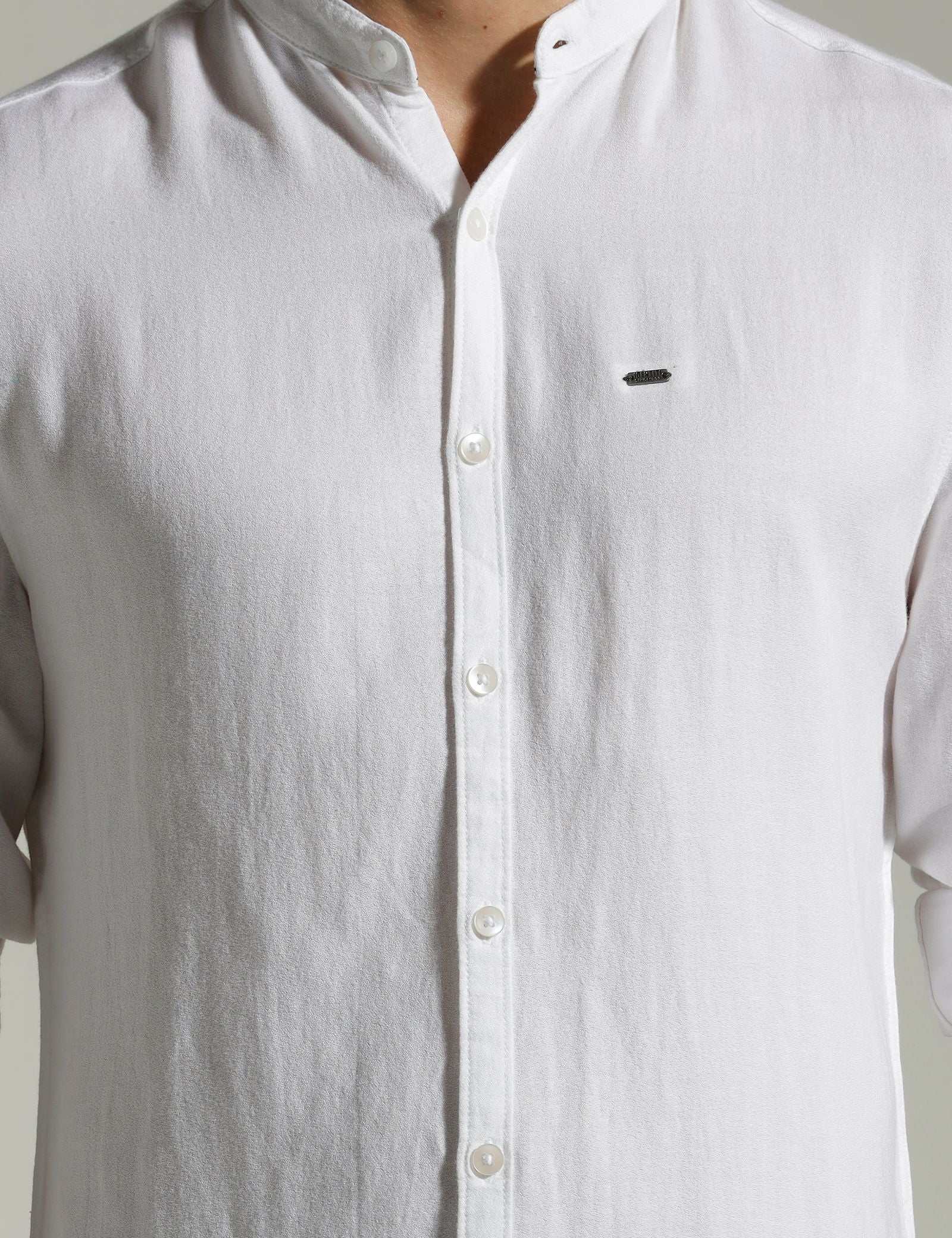 IDENTITI Men Slim Fit Mandarin Collar Solid Shirt