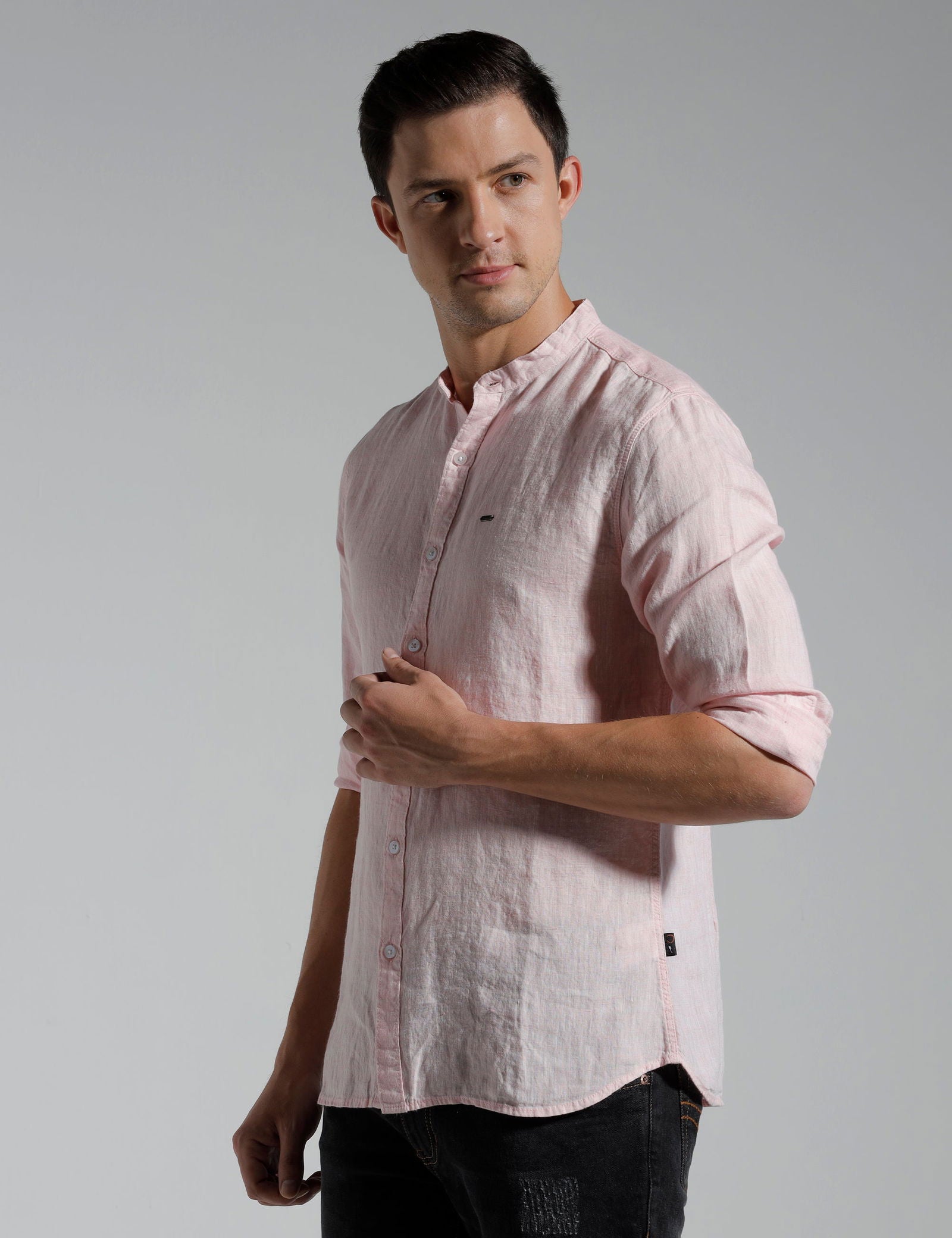 IDENTITI Men Slim Fit Mandarin Collar Solid Shirt