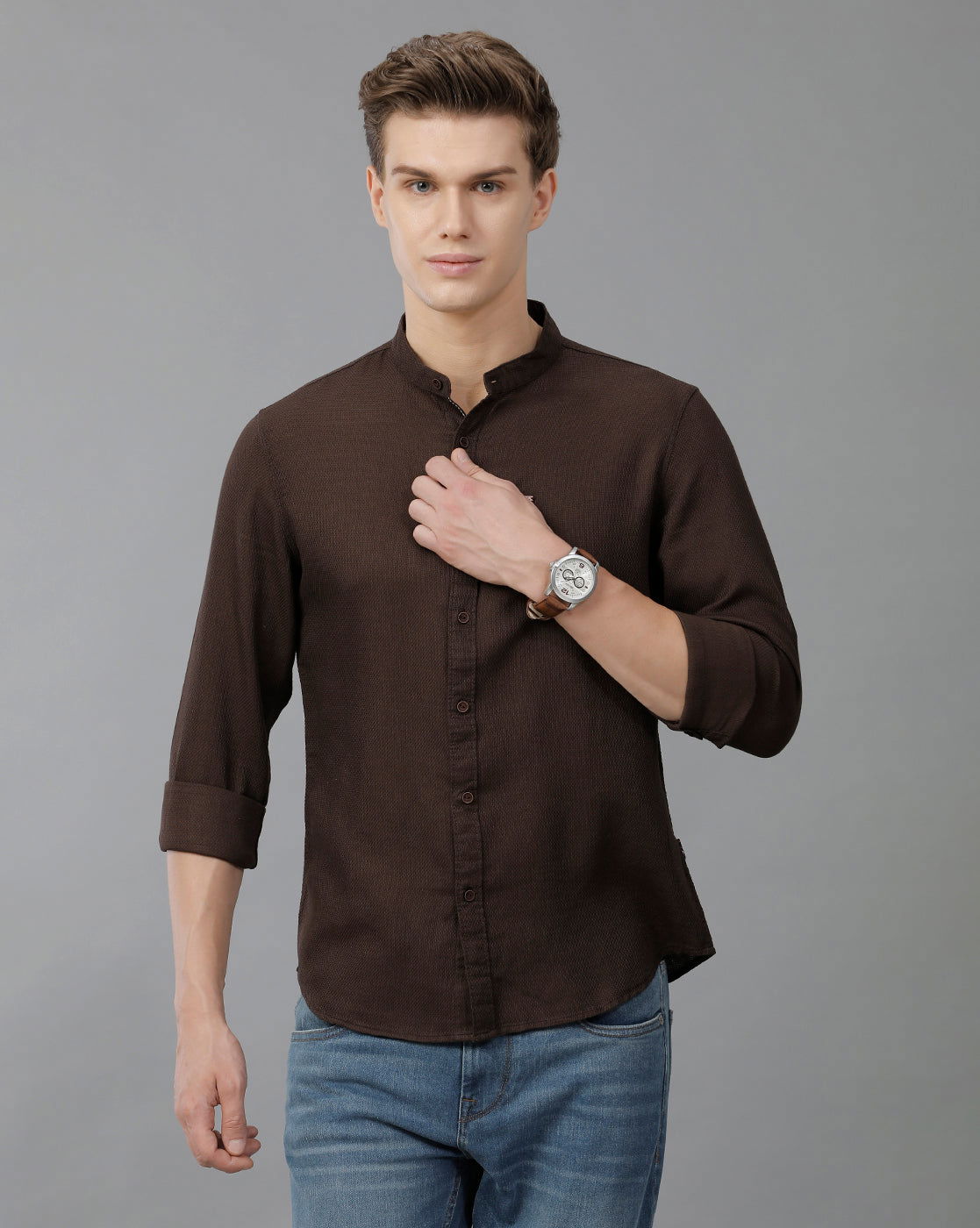 IDENTITI Men Slim Fit Mandarin Collar Solid Shirt In Brown