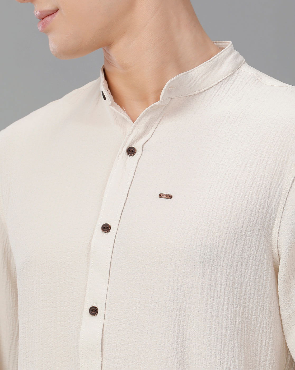 IDENTITI Men Slim Fit Mandarin Collar Solid Shirt In Cream