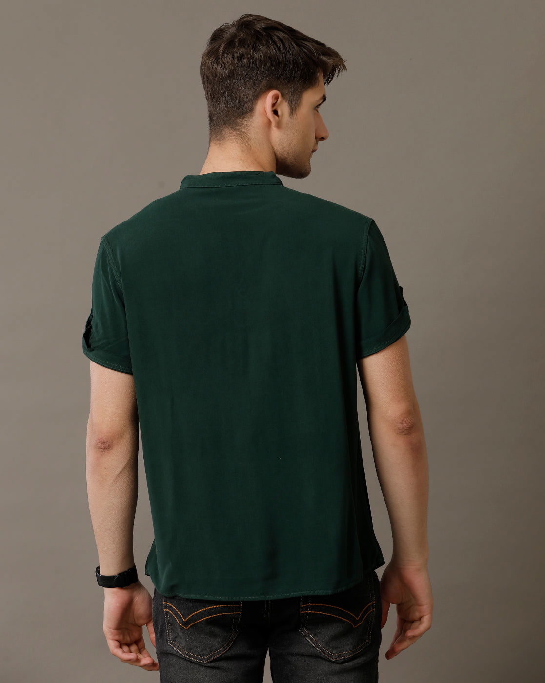 IDENTITI Men Slim Fit Mandarin Collar Solid Shirt In M.Green.