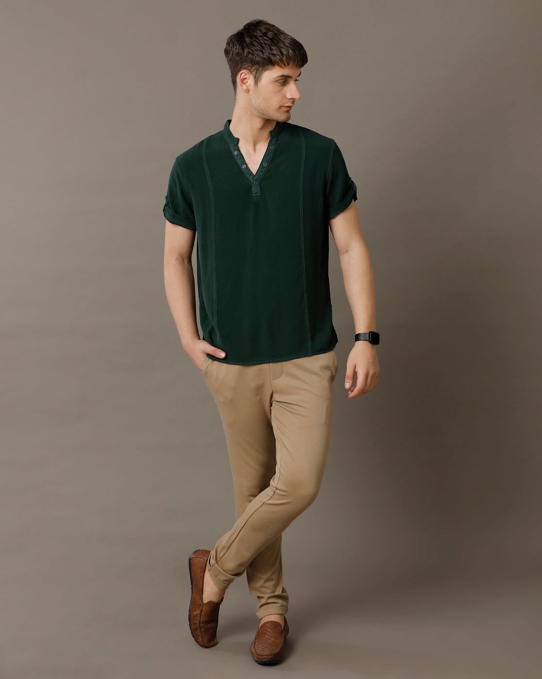 IDENTITI Men Slim Fit Mandarin Collar Solid Shirt In M.Green.