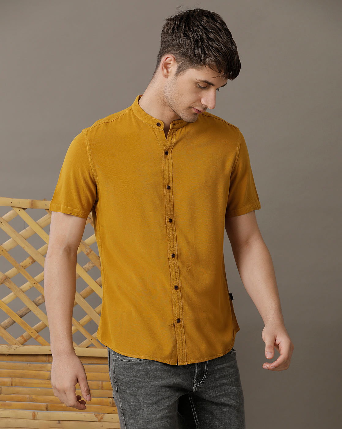 IDENTITI Men Slim Fit Mandarin Collar Solid Shirt In Mustard.