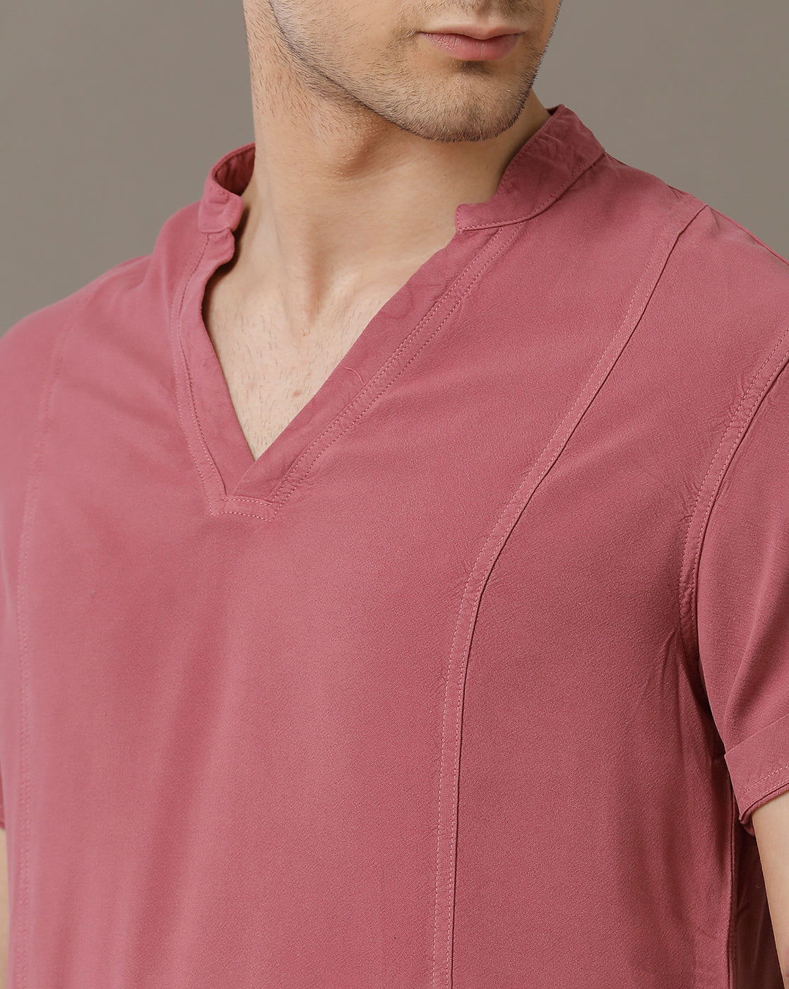 IDENTITI Men Slim Fit Mandarin Collar Solid Shirt In Peach.