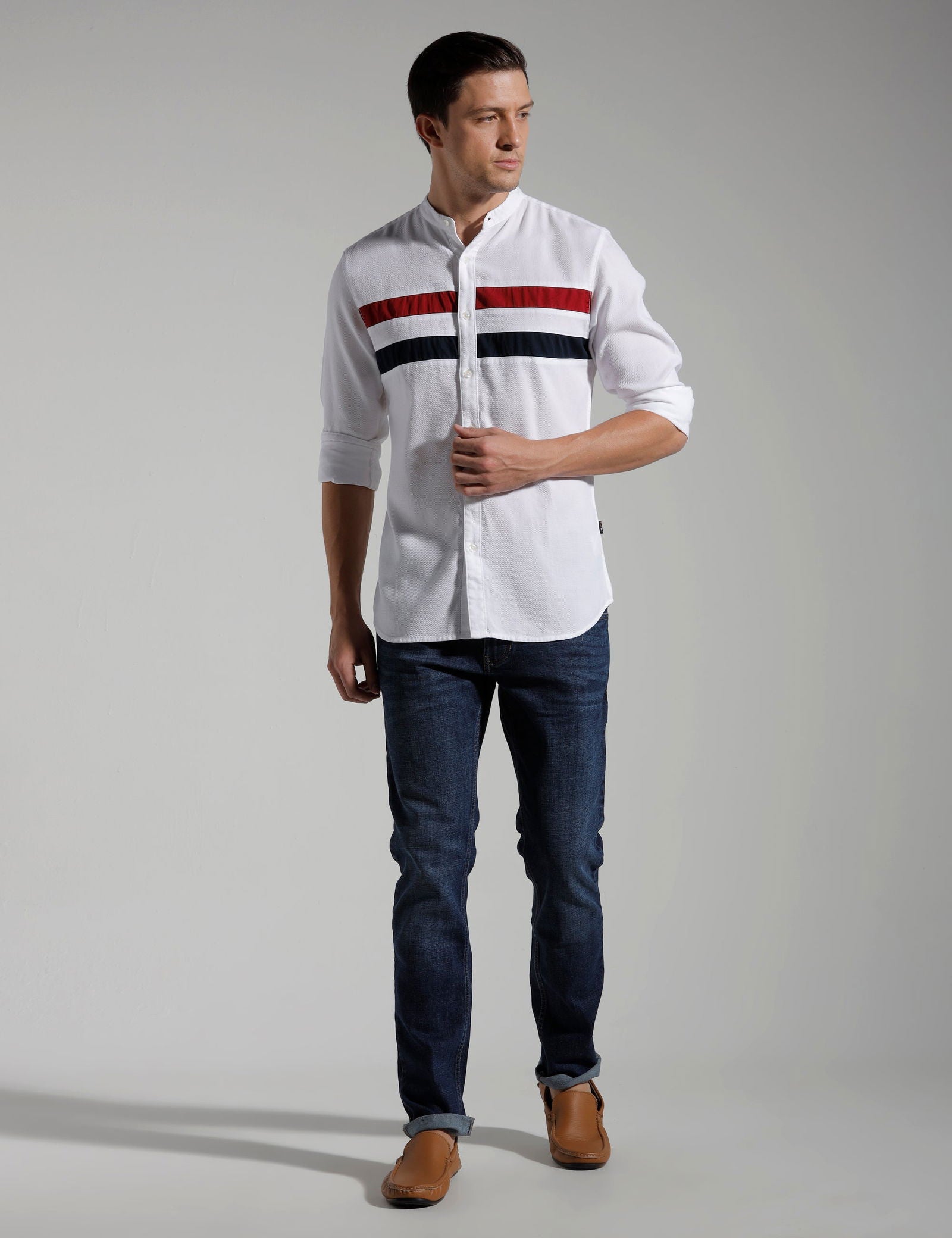 IDENTITI Men Slim Fit Mandarin Collar Solid Shirt In White