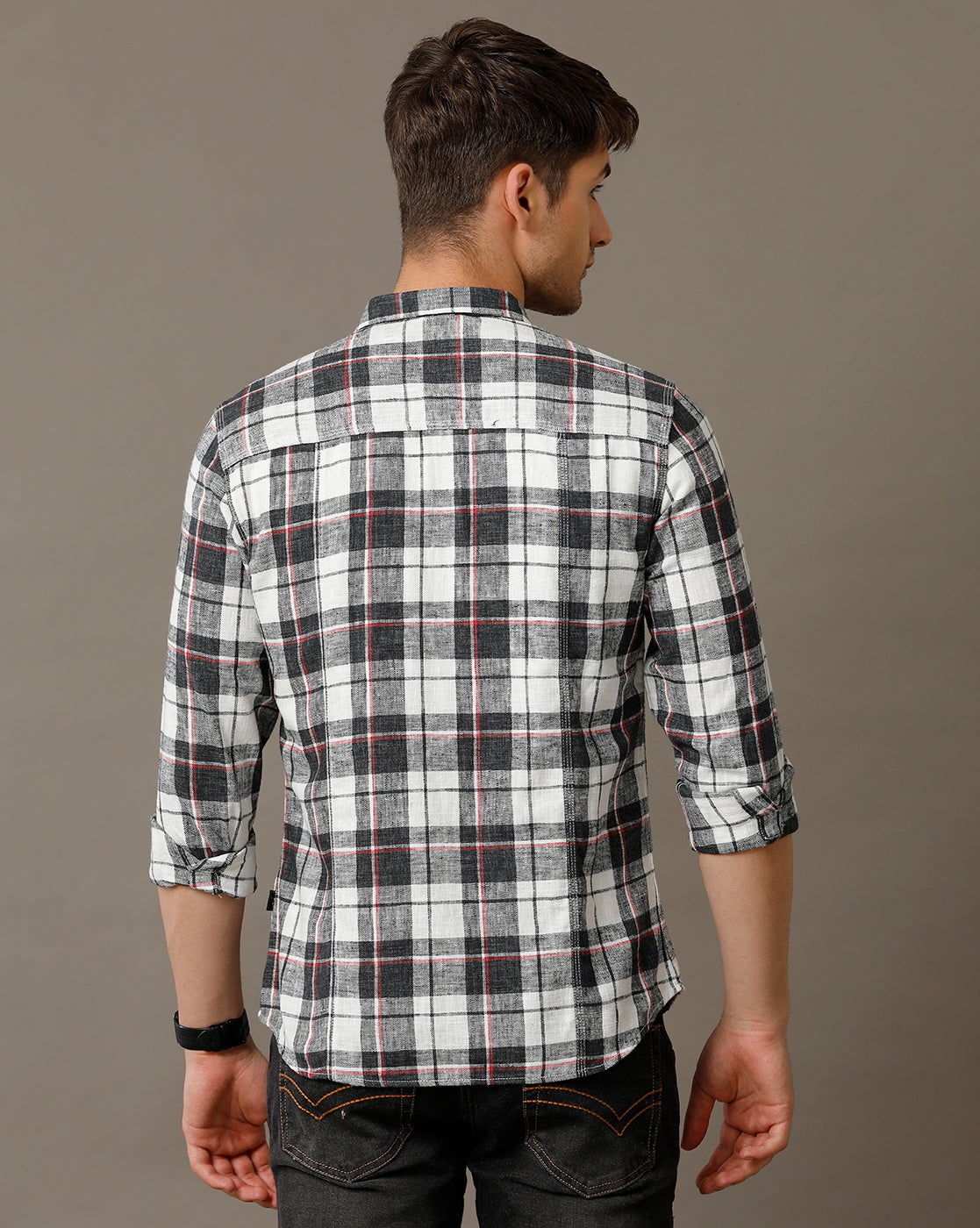 IDENTITI Men Slim Fit Regular Collar Checks Shirt In Grey Melange.