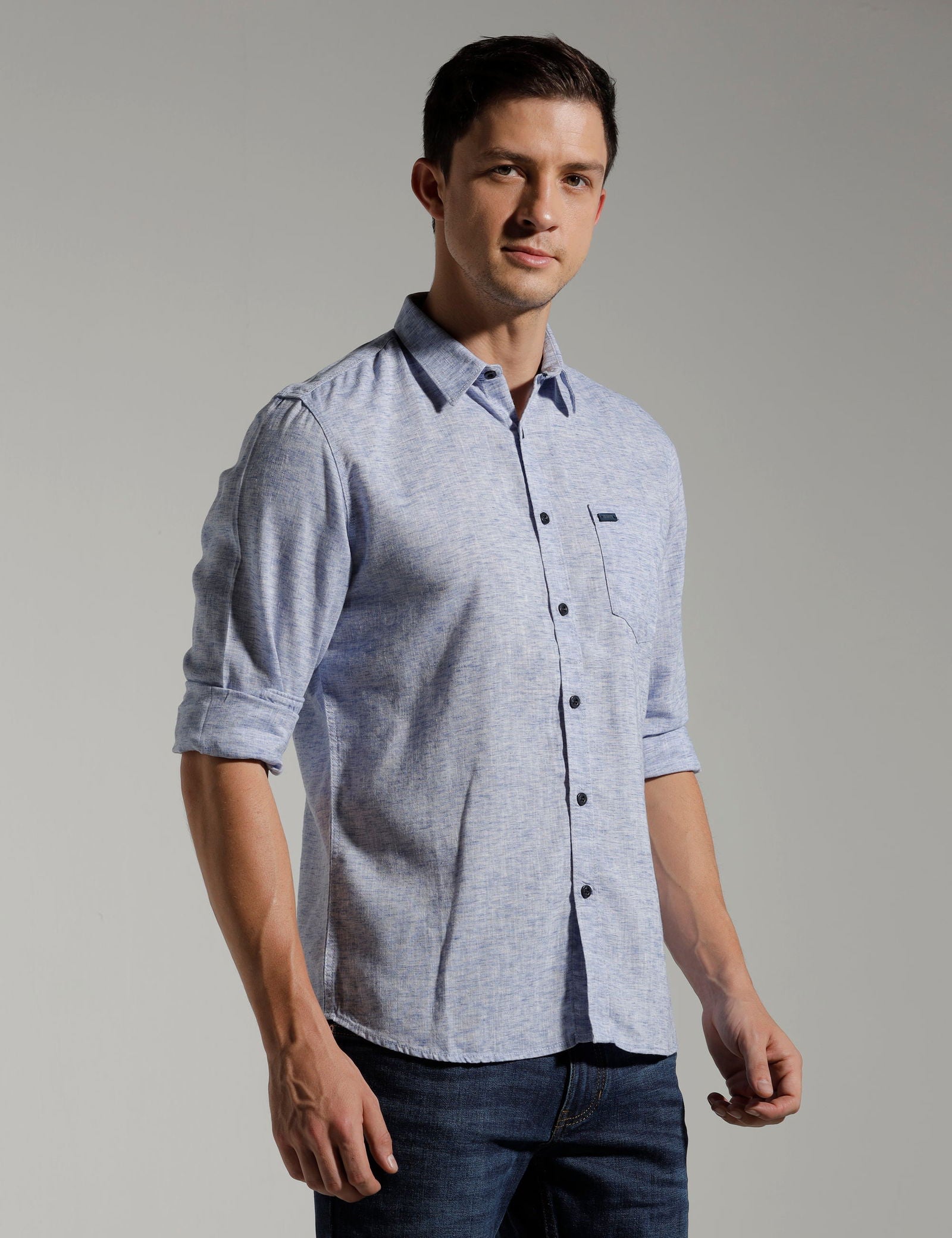 IDENTITI Men Slim Fit Regular Collar Solid Shirt